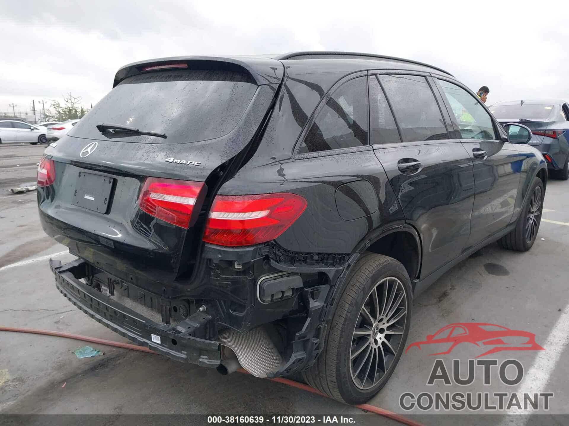 MERCEDES-BENZ GLC 300 2019 - WDC0G4KB8KV137737