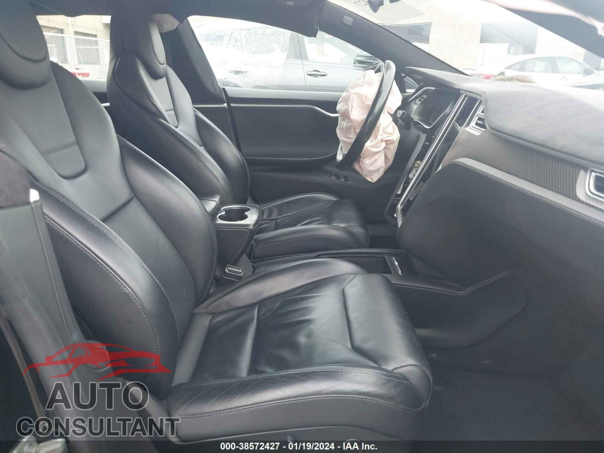 TESLA MODEL S 2017 - 5YJSA1E18HF200828