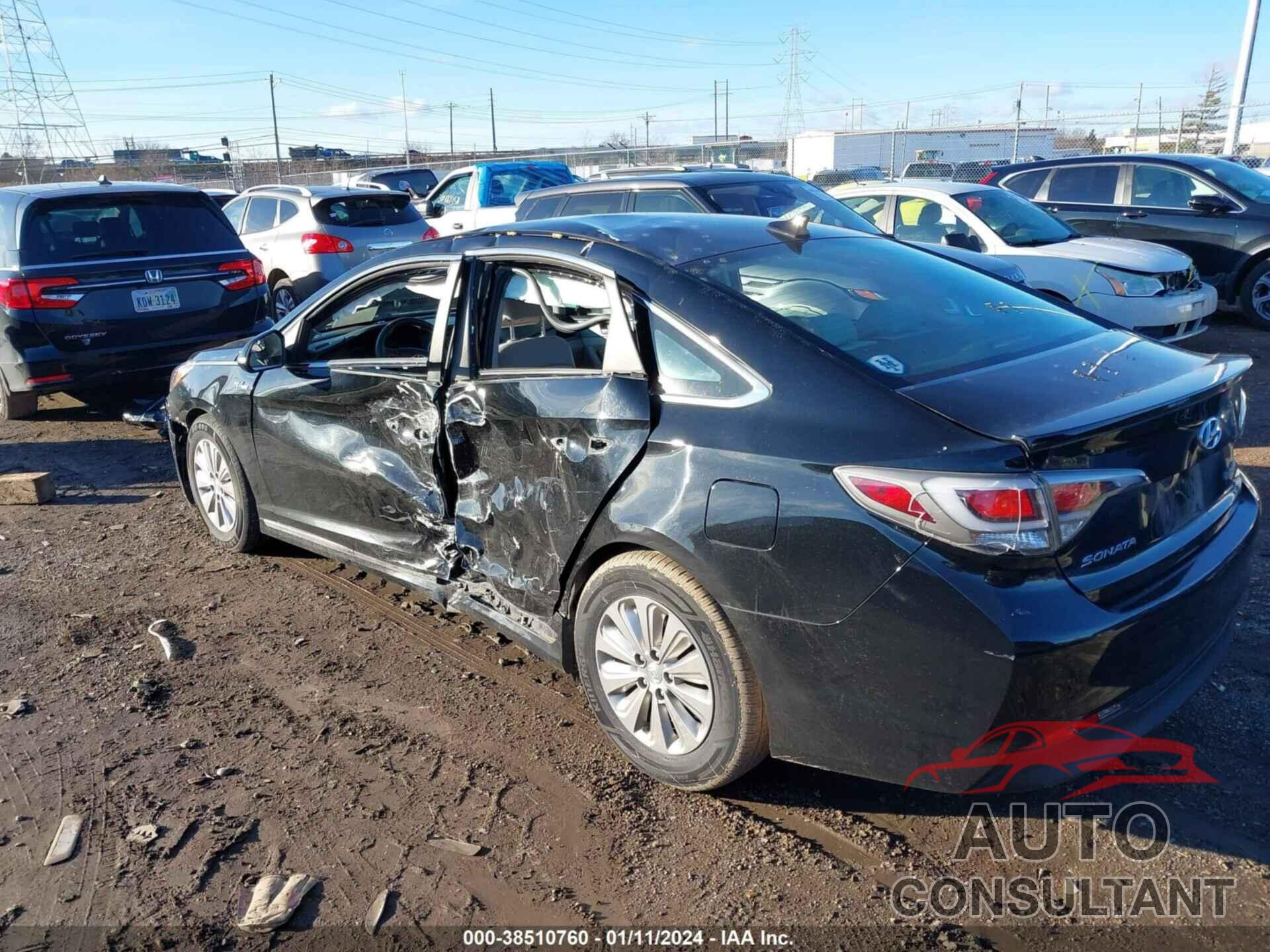 HYUNDAI SONATA HYBRID 2017 - KMHE24L18HA060377