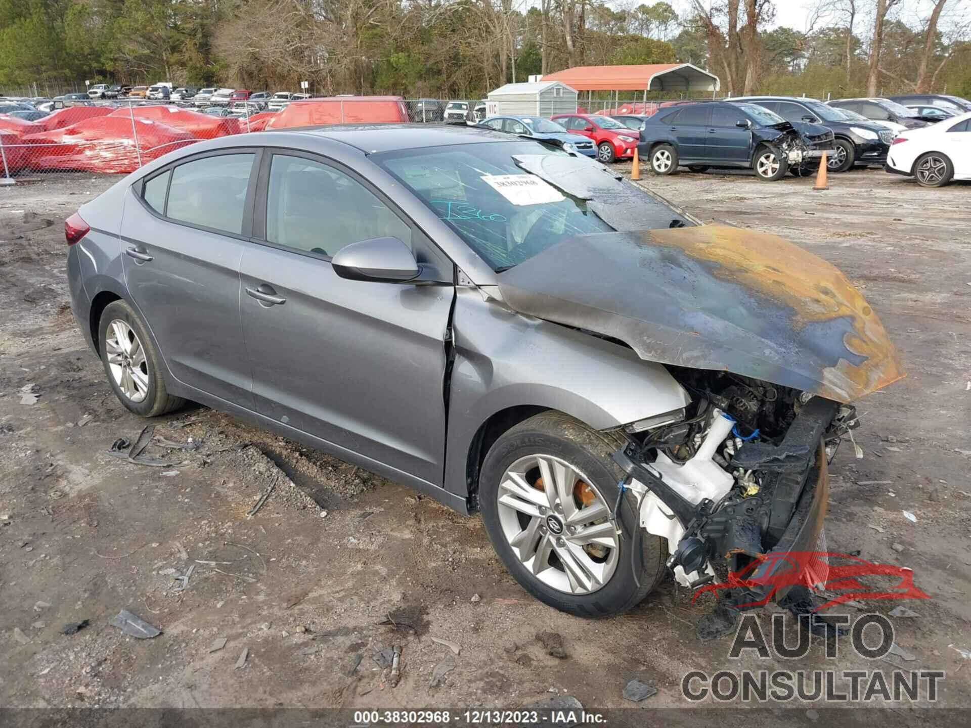 HYUNDAI ELANTRA 2019 - 5NPD84LF0KH460721