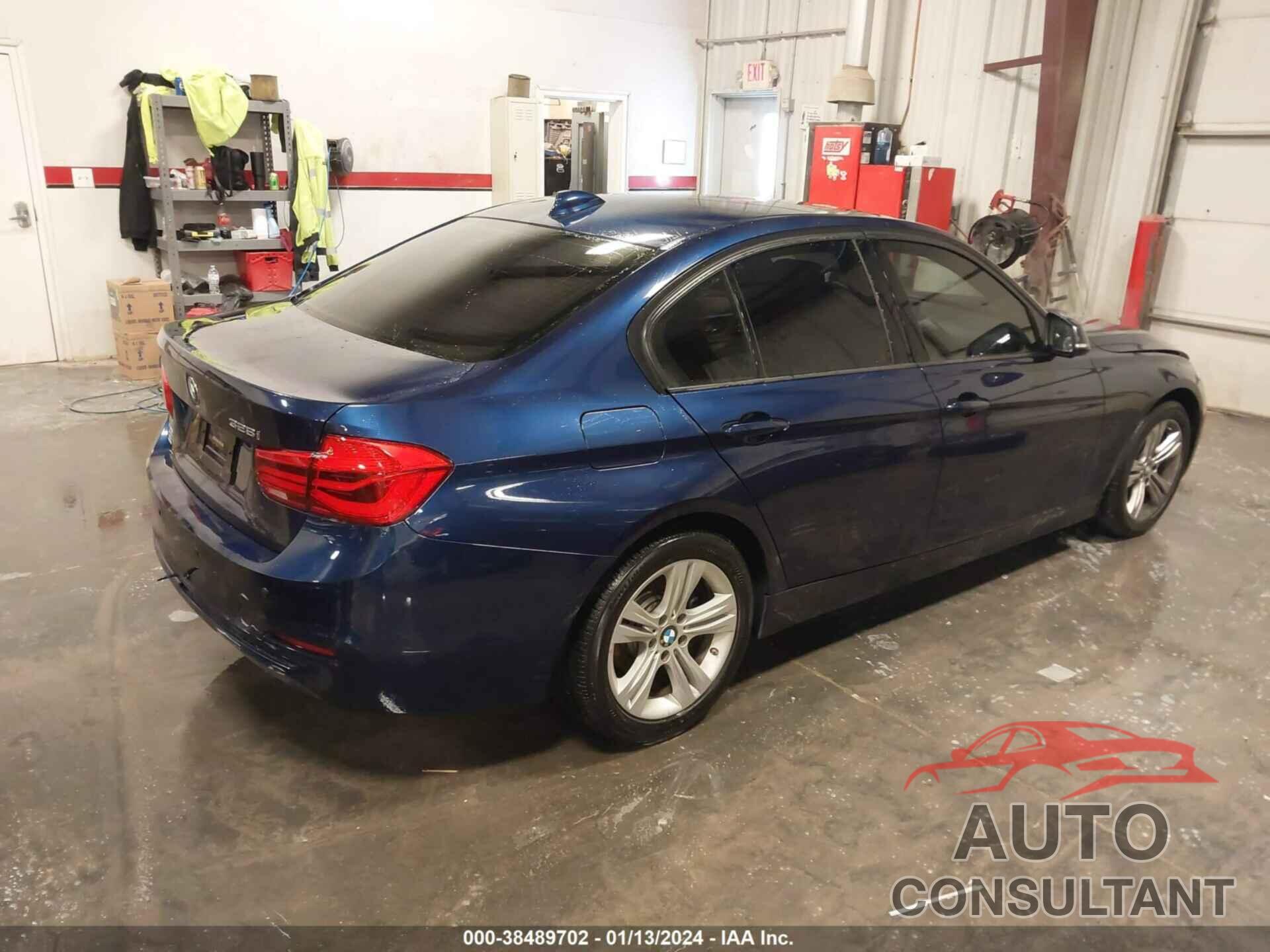 BMW 328I 2016 - WBA8E9G55GNT86144