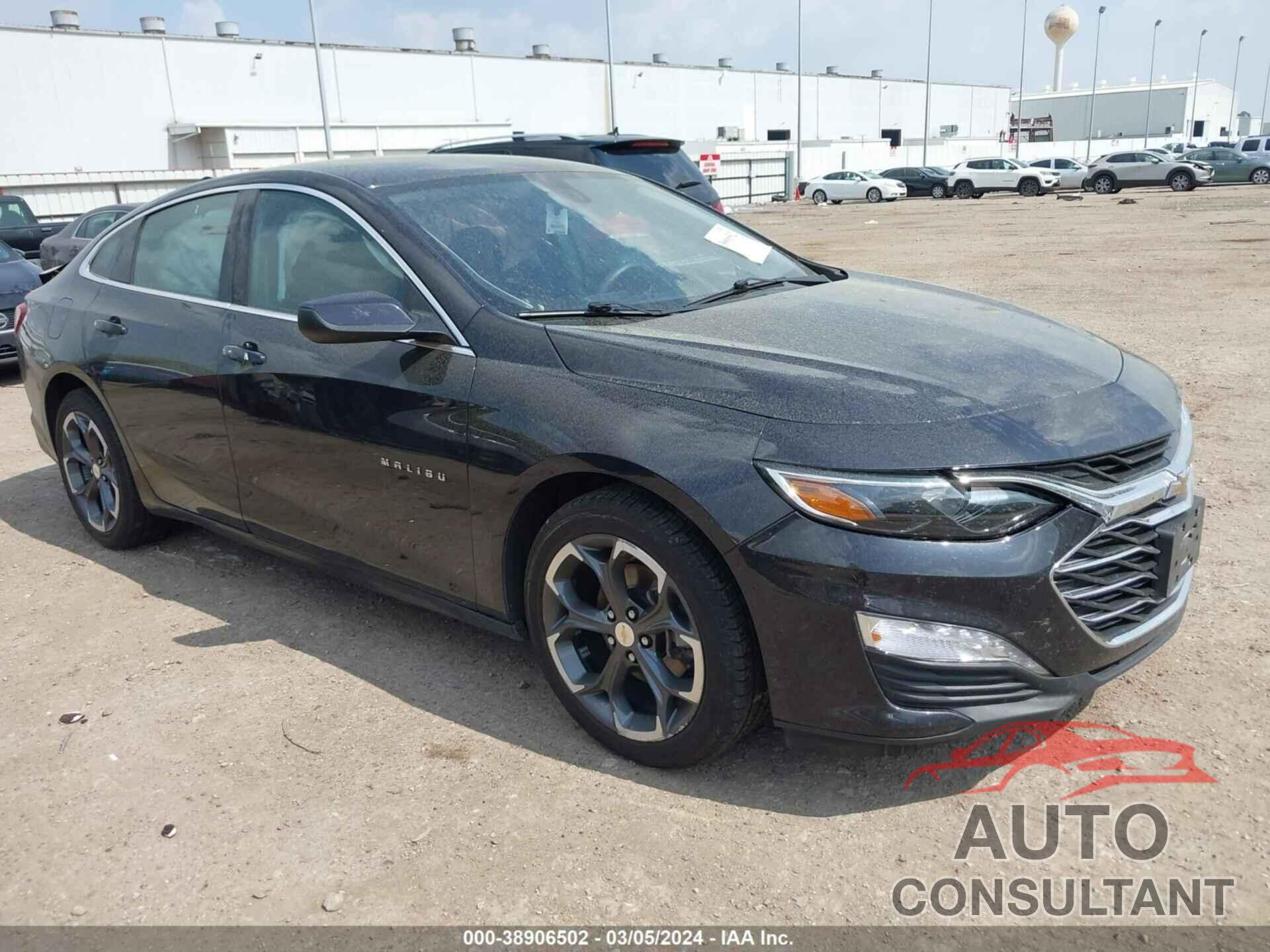 CHEVROLET MALIBU 2022 - 1G1ZD5ST2NF176111