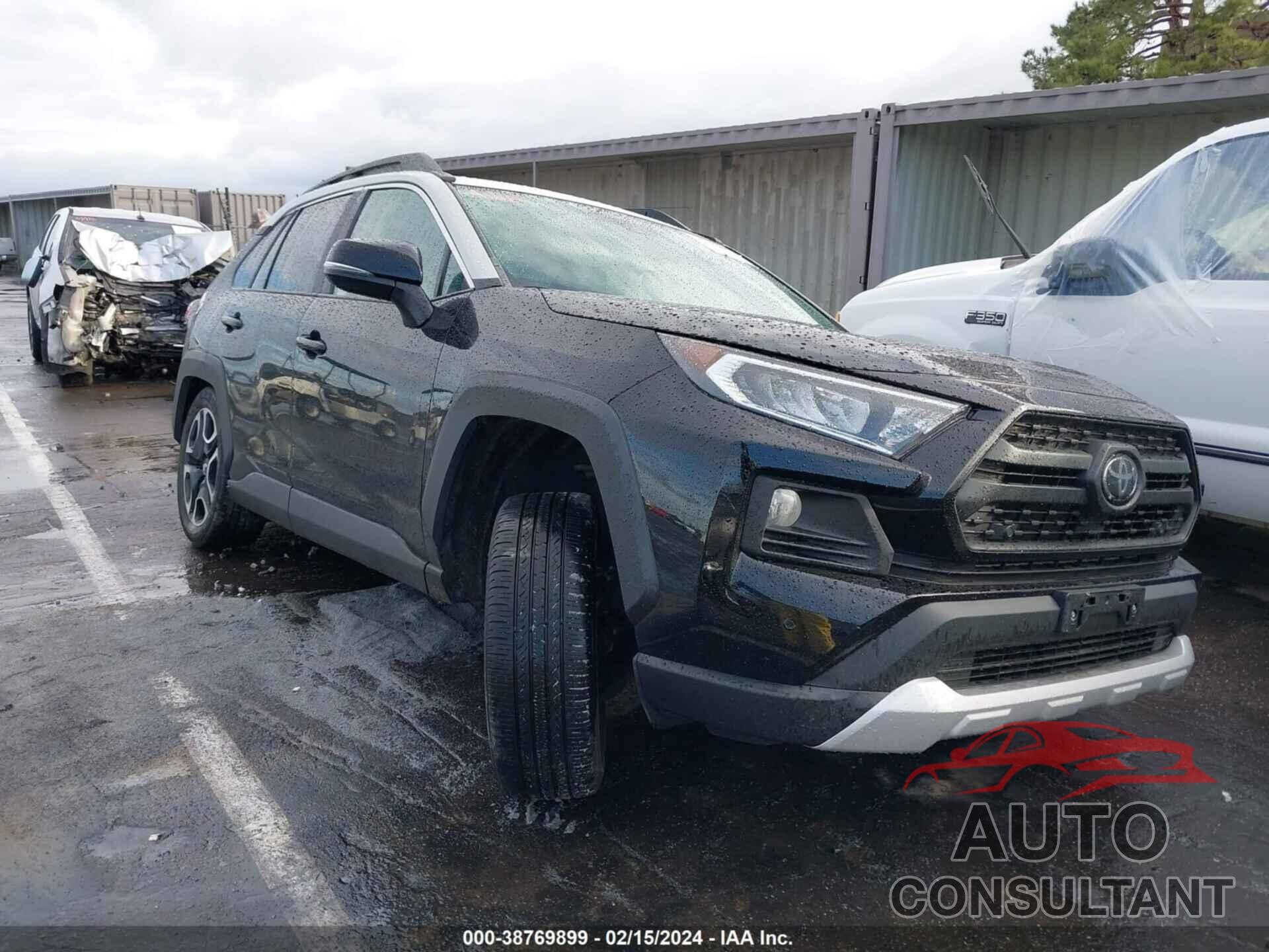 TOYOTA RAV4 2019 - 2T3J1RFV9KC026900