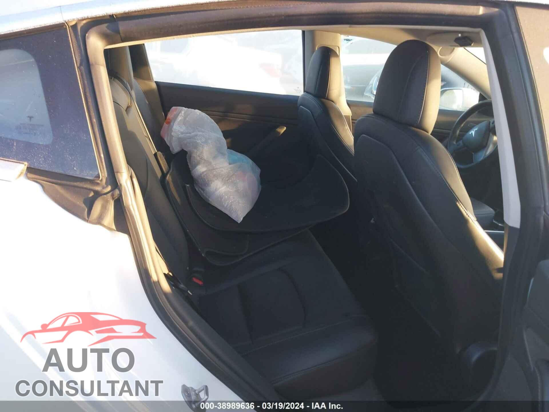 TESLA MODEL 3 2018 - 5YJ3E1EA7JF164810