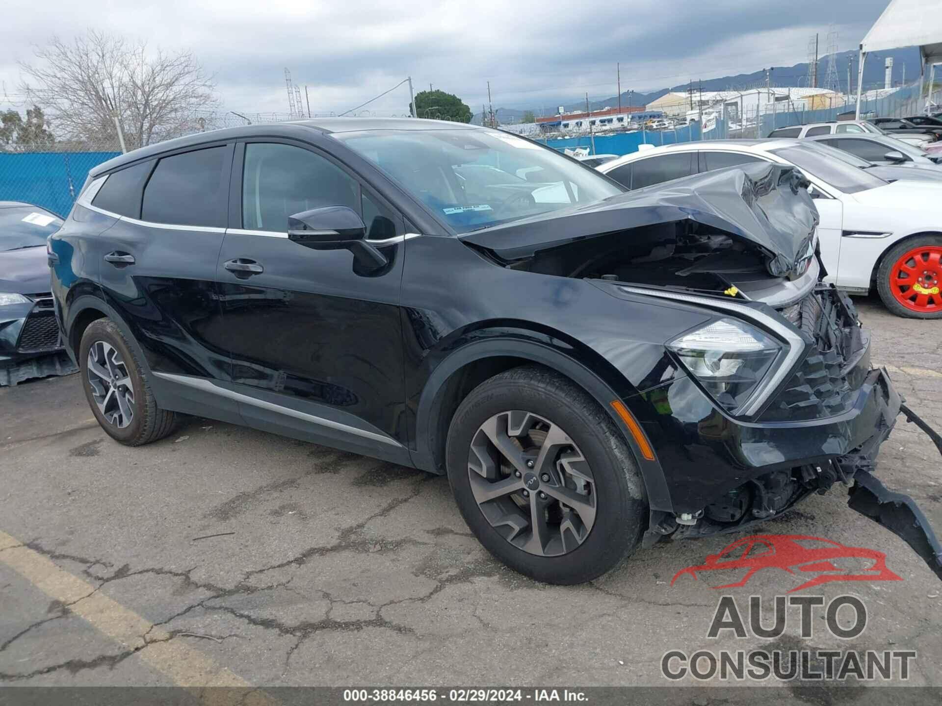 KIA SPORTAGE 2023 - 5XYK33AF2PG072276