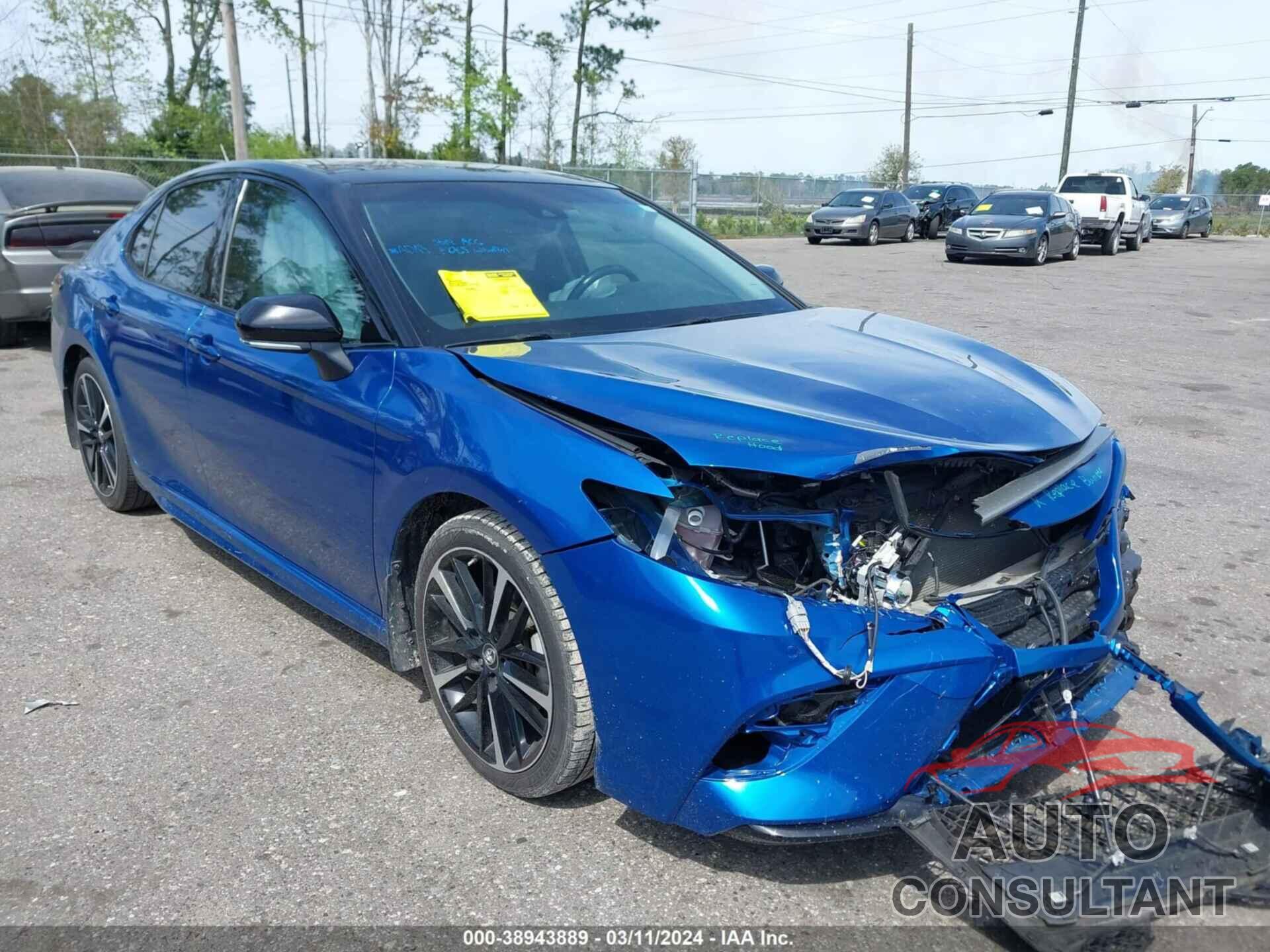 TOYOTA CAMRY 2018 - 4T1B61HK3JU128760