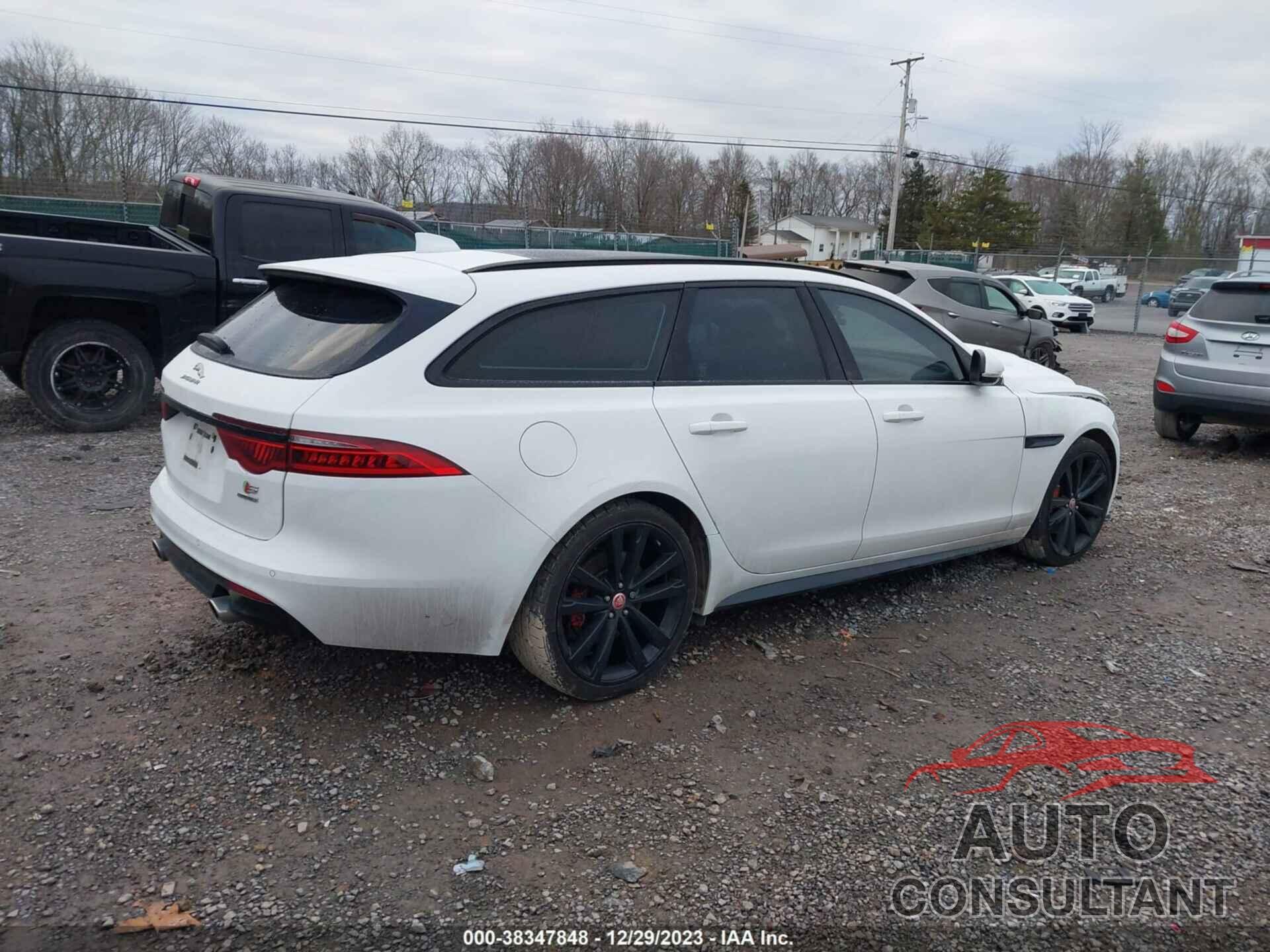 JAGUAR XF 2018 - SAJBM2FV2JCY63623