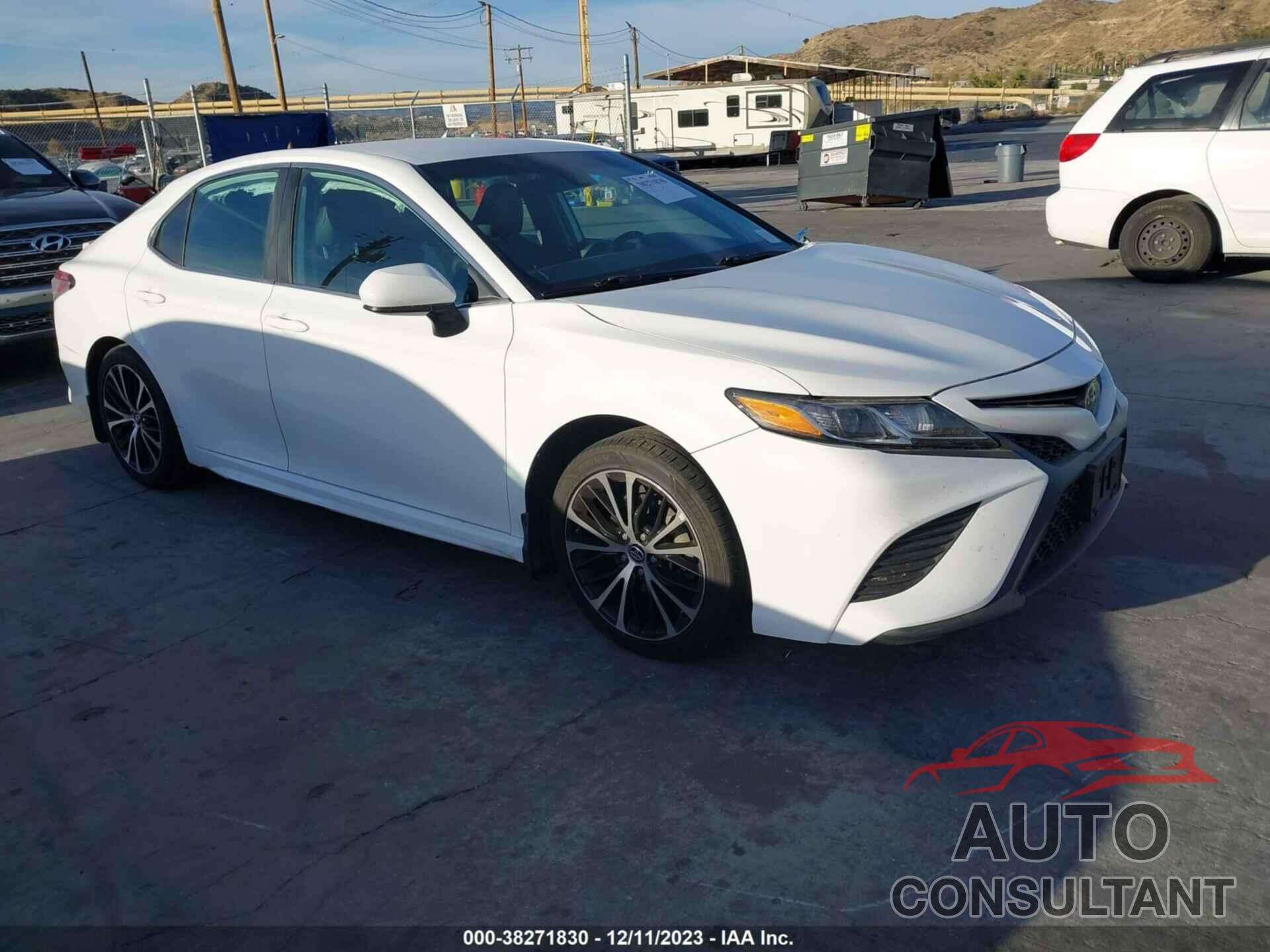 TOYOTA CAMRY 2019 - 4T1B11HK4KU840632