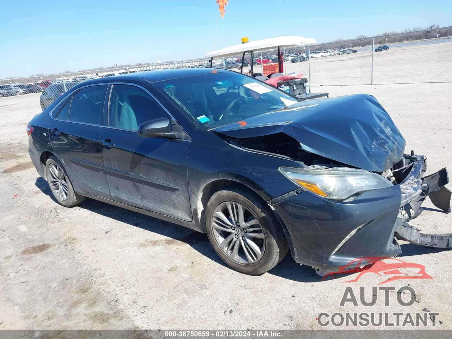 TOYOTA CAMRY 2016 - 4T1BF1FK3GU513859