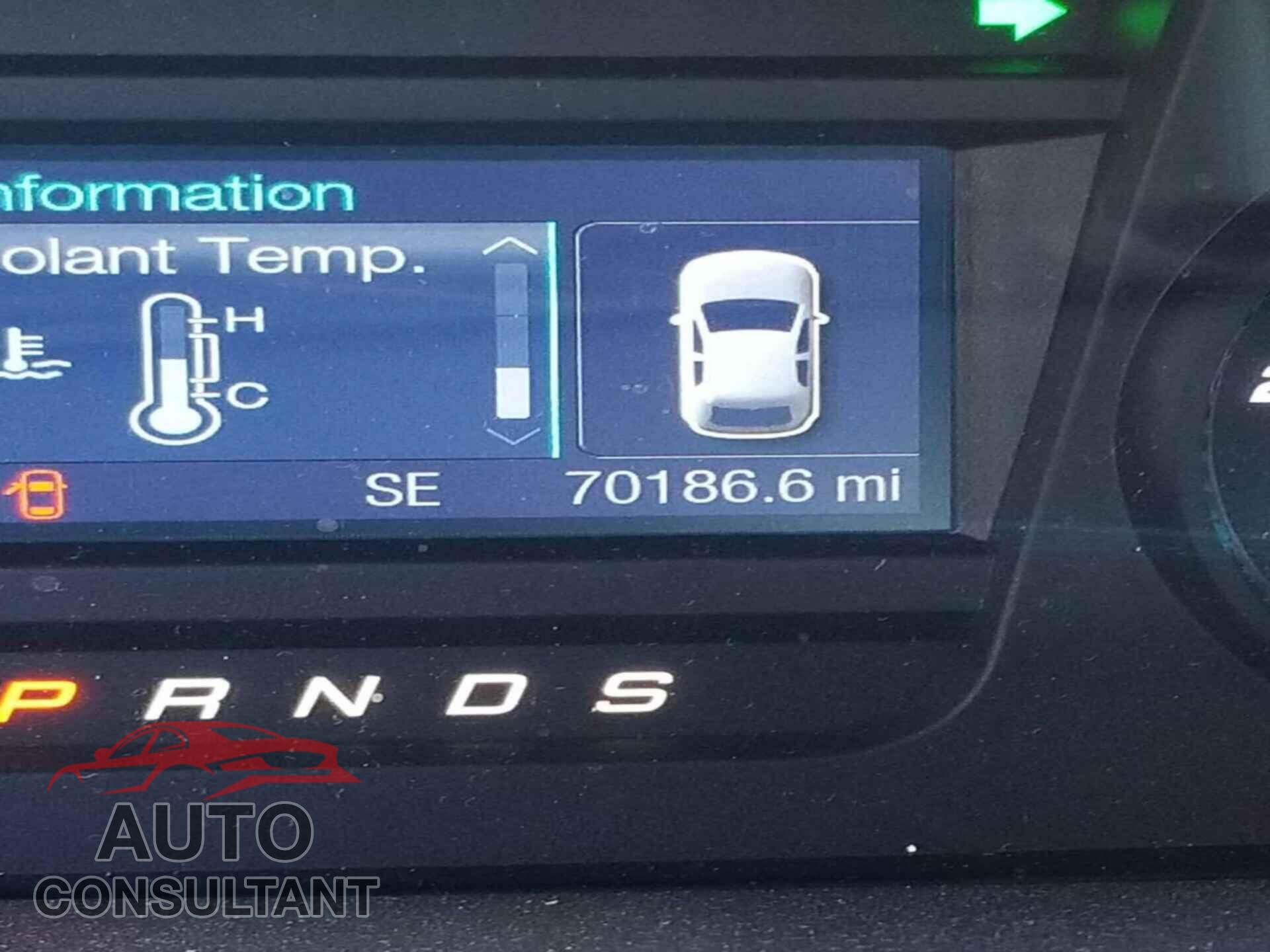 FORD TAURUS 2018 - 1FAHP2E84JG127857