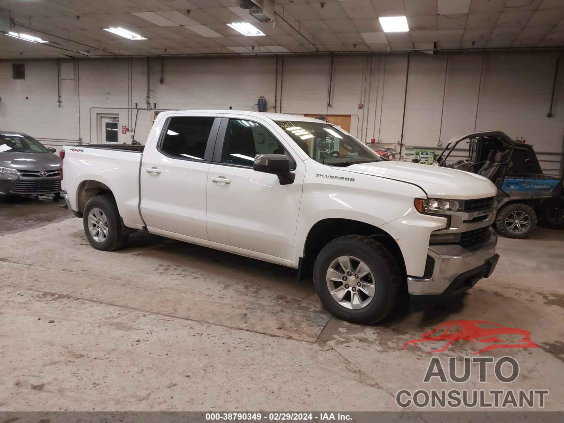 CHEVROLET SILVERADO 2019 - 1GCUYDED8KZ137117