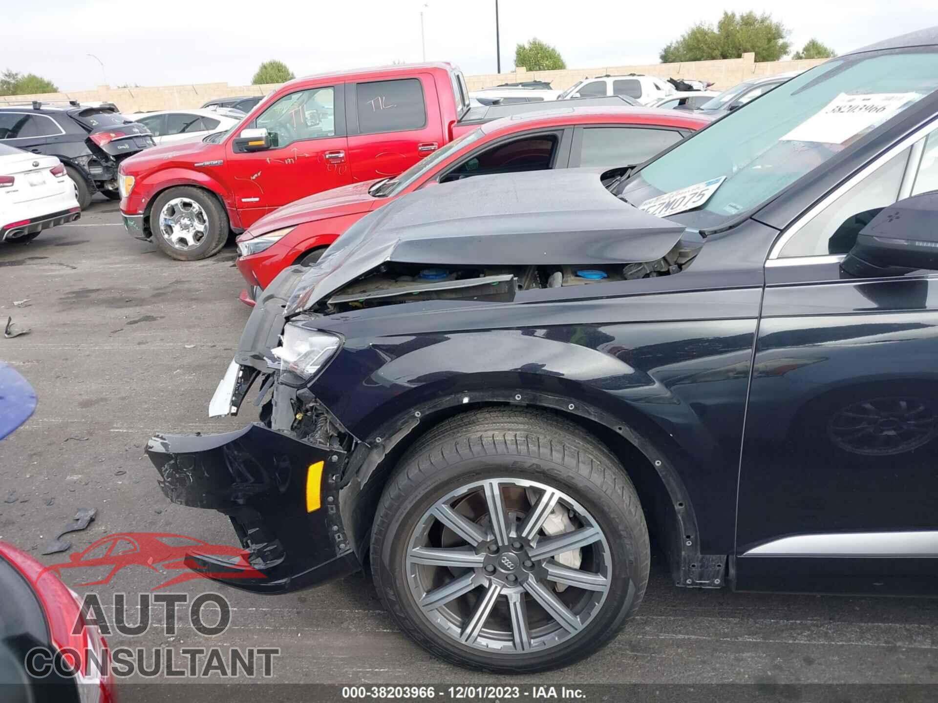 AUDI Q7 2017 - WA1LAAF78HD028809