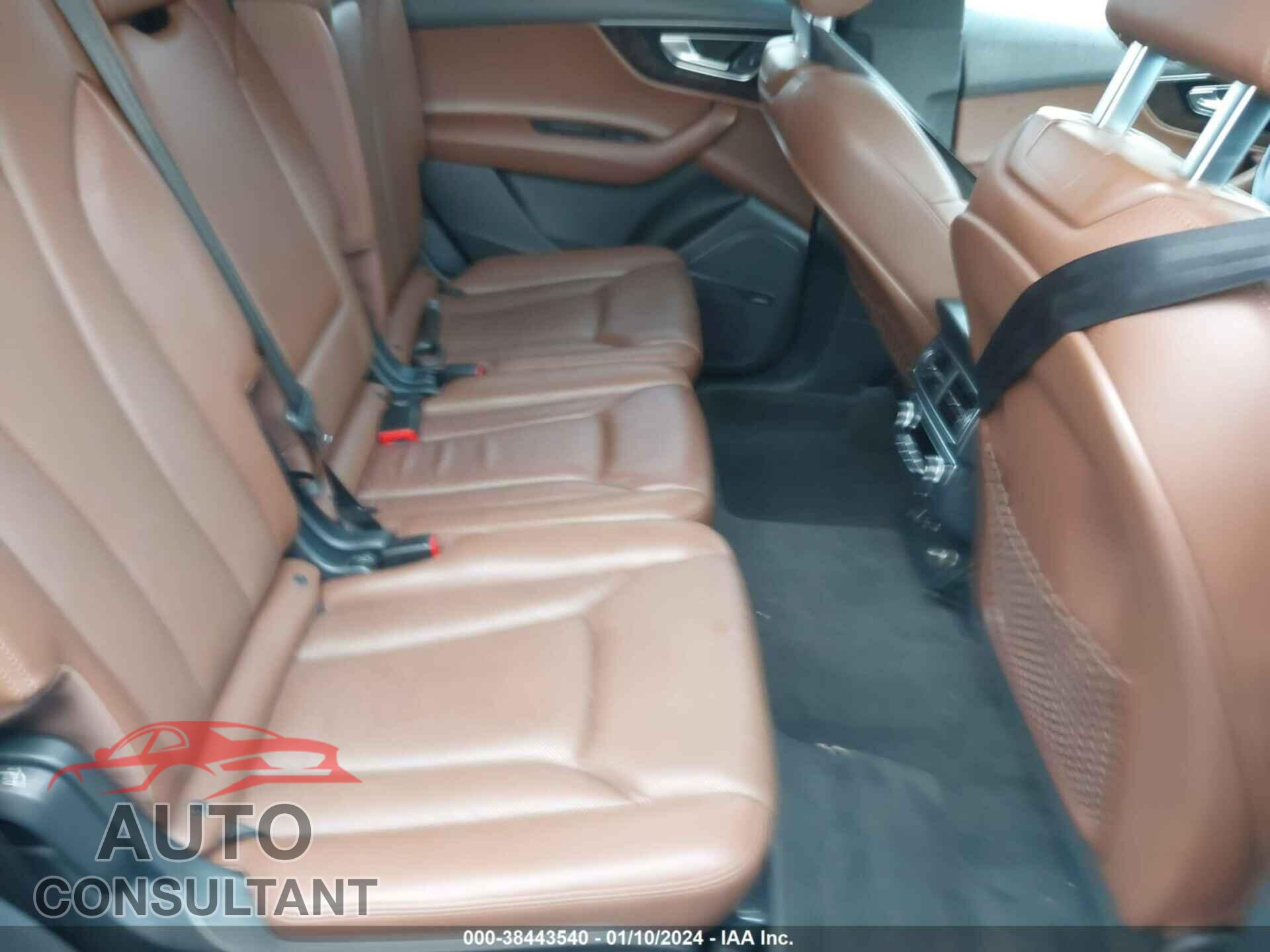 AUDI Q7 2017 - WA1LAAF7XHD009517