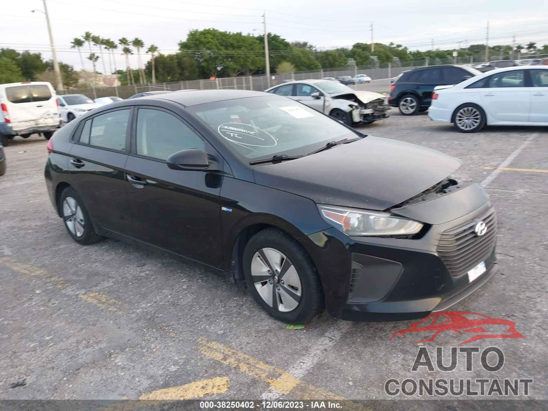 HYUNDAI IONIQ HYBRID 2019 - KMHC65LC4KU108059