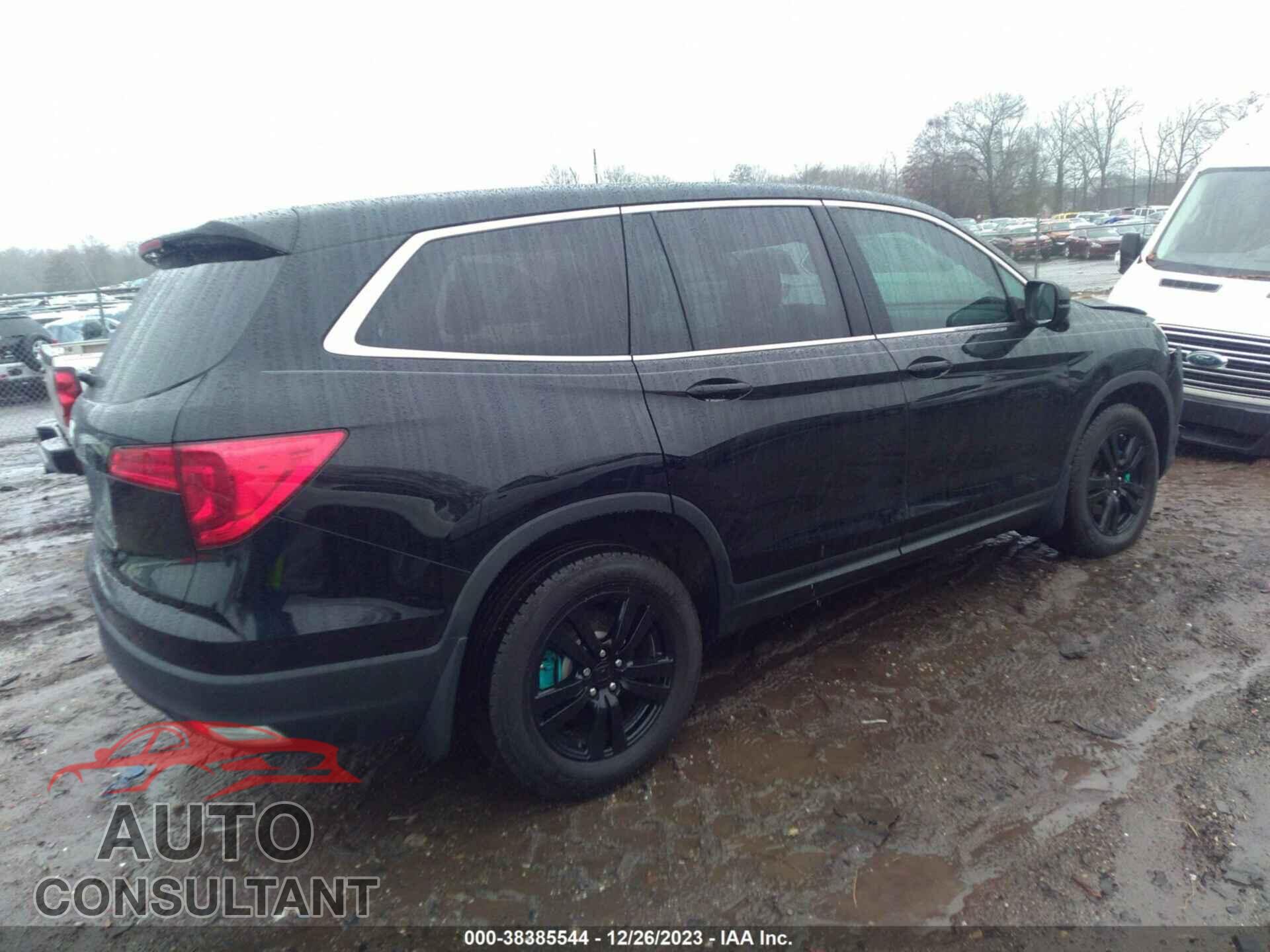 HONDA PILOT 2018 - 5FNYF5H50JB010626