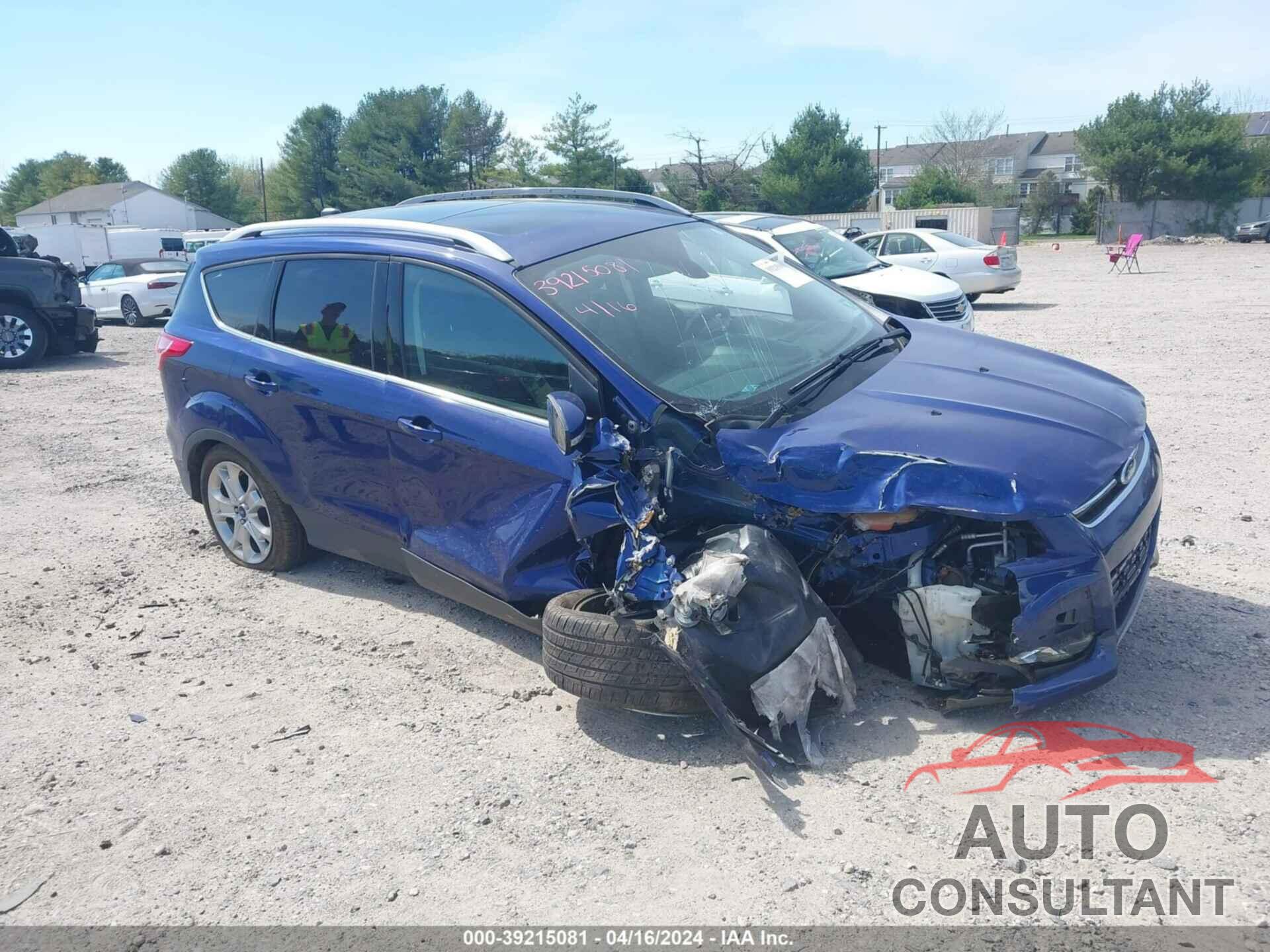 FORD ESCAPE 2016 - 1FMCU0J91GUB65620