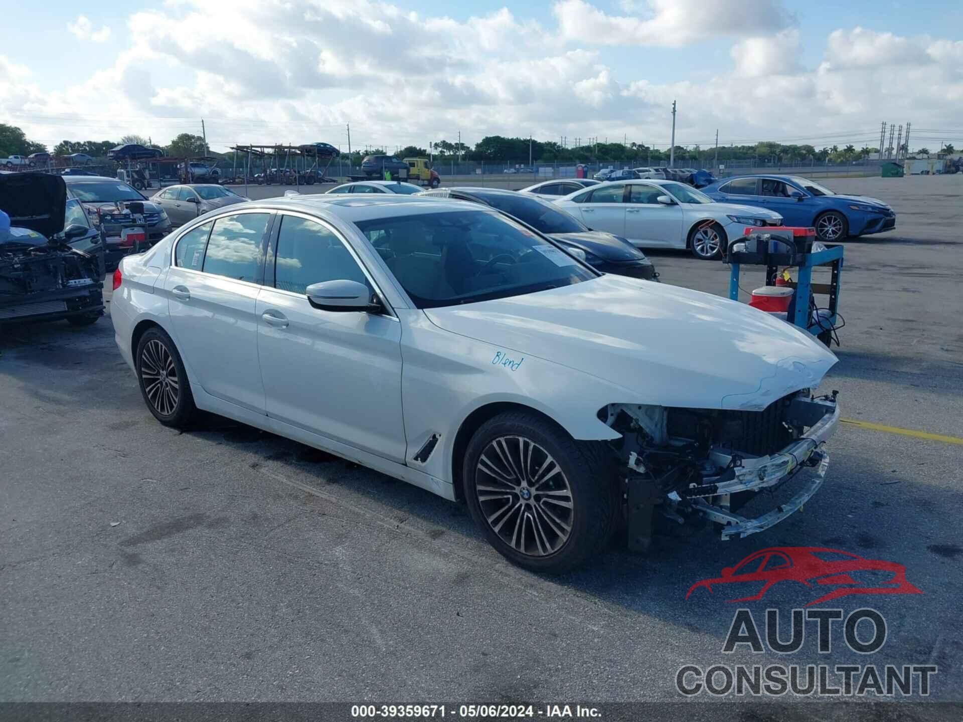 BMW 530I 2019 - WBAJA5C56KWW06745