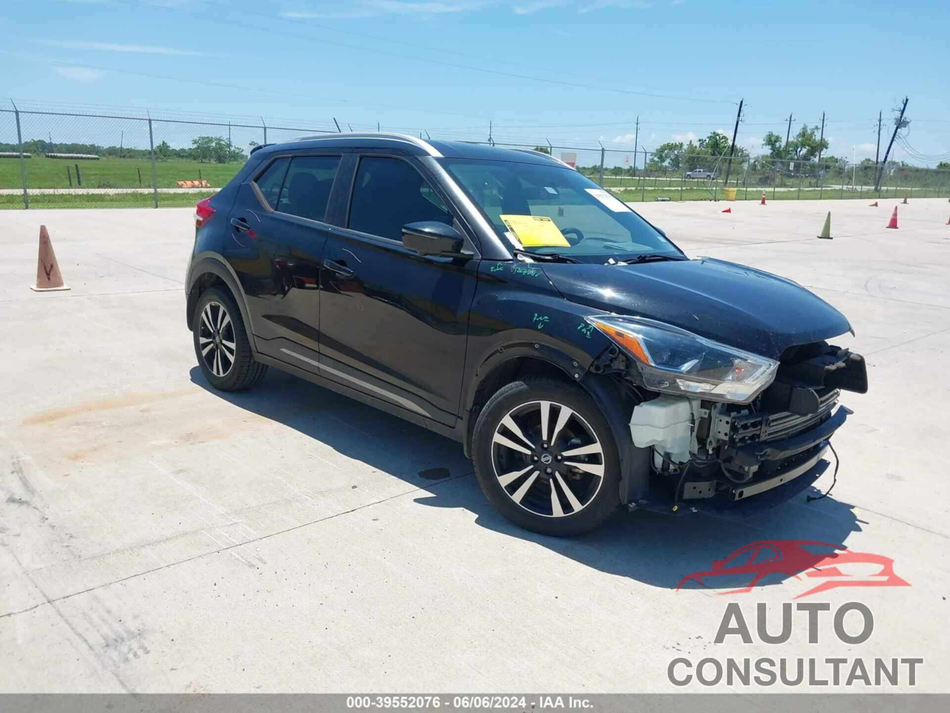 NISSAN KICKS 2019 - 3N1CP5CU2KL550152