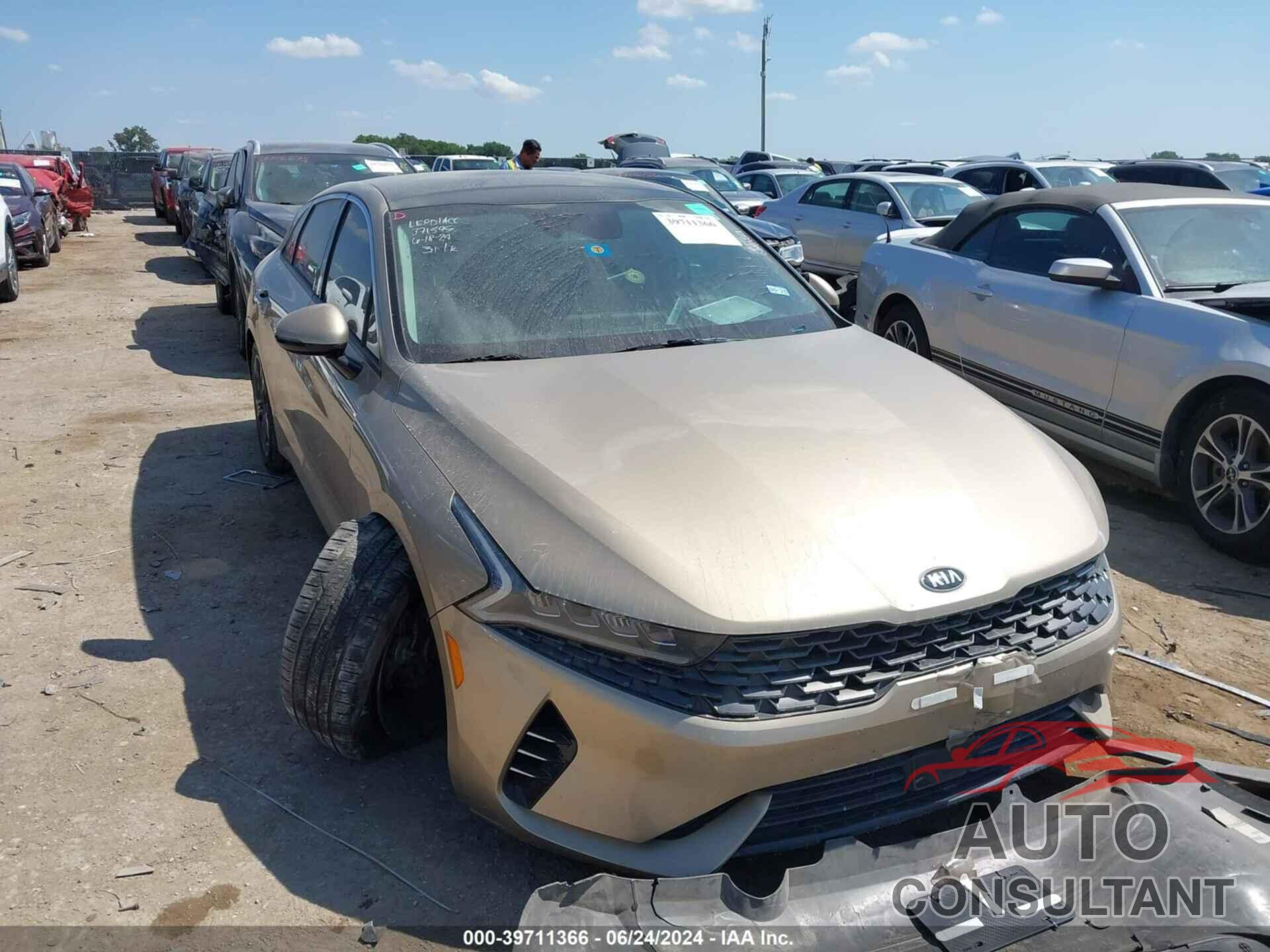 KIA K5 2021 - 5XXG34J27MG039394