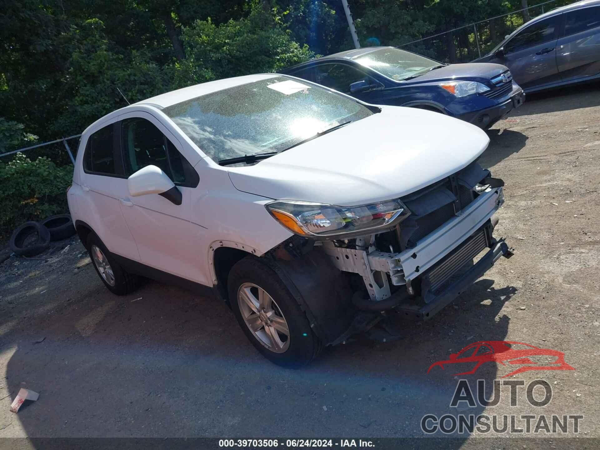 CHEVROLET TRAX 2018 - 3GNCJNSB3JL284807