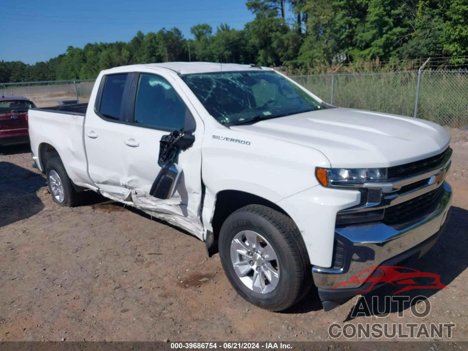 CHEVROLET SILVERADO 1500 2019 - 1GCRWCED2KZ319613