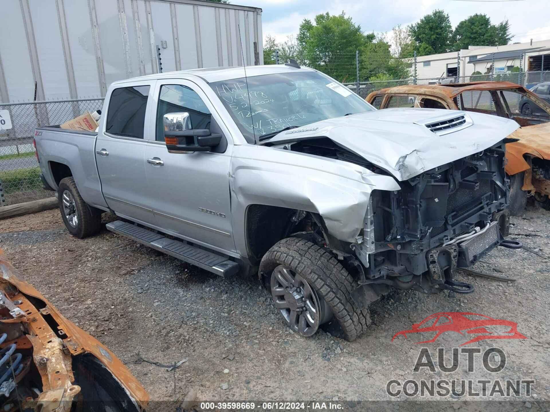 CHEVROLET SILVERADO 3500HD 2018 - 1GC4K0CY2JF284498