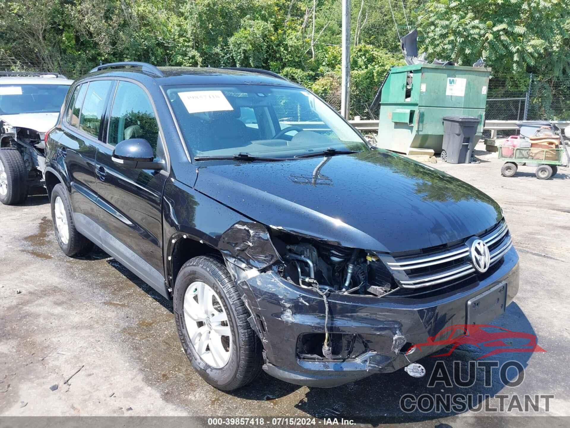 VOLKSWAGEN TIGUAN 2017 - WVGBV7AX5HK033229