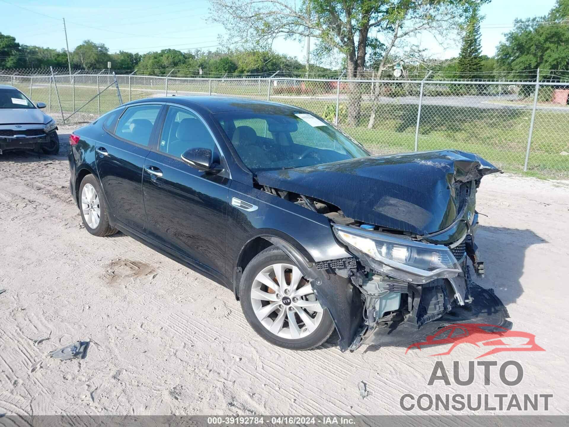 KIA OPTIMA 2018 - 5XXGT4L39JG259945