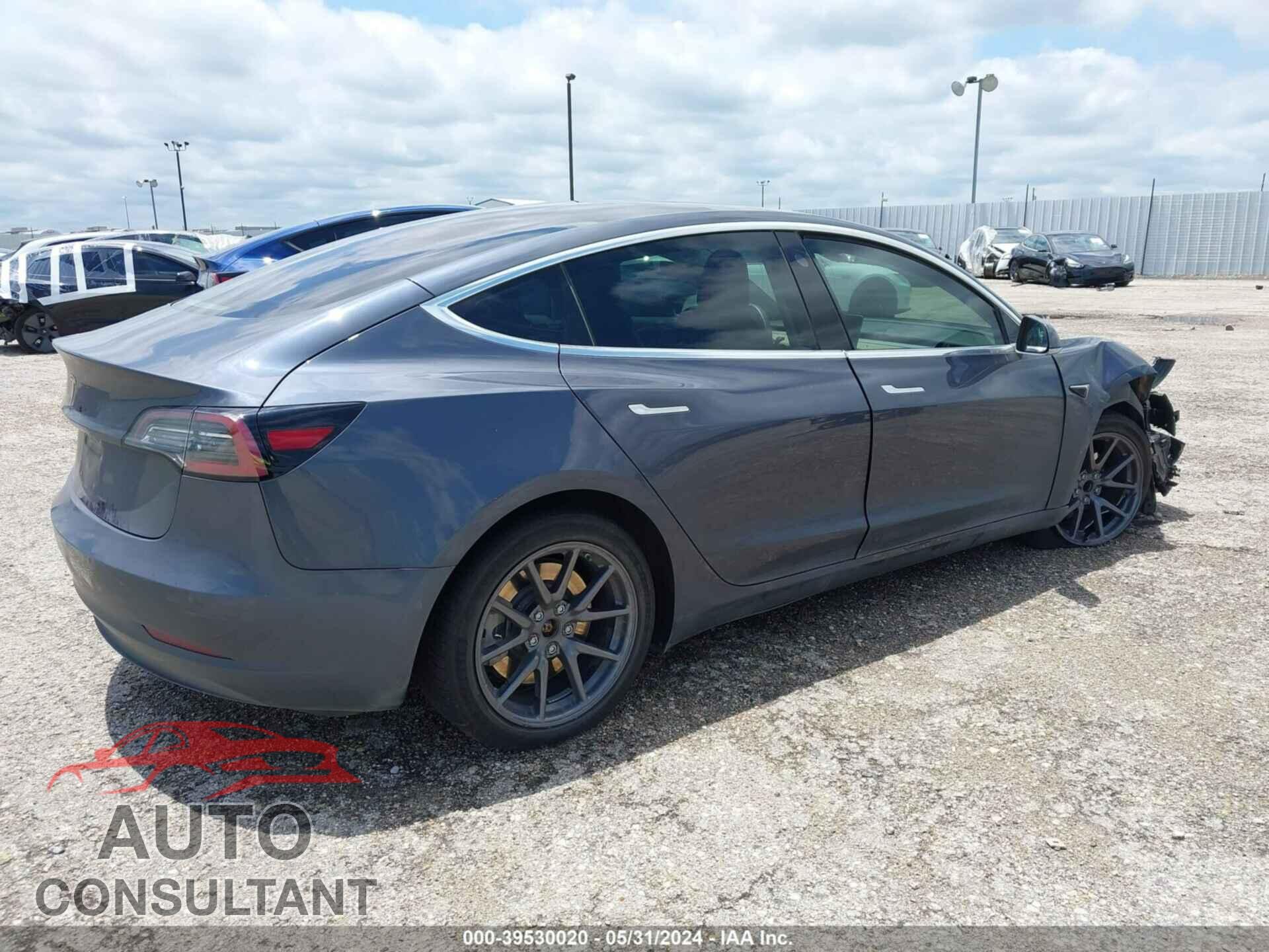 TESLA MODEL 3 2018 - 5YJ3E1EA8JF041095