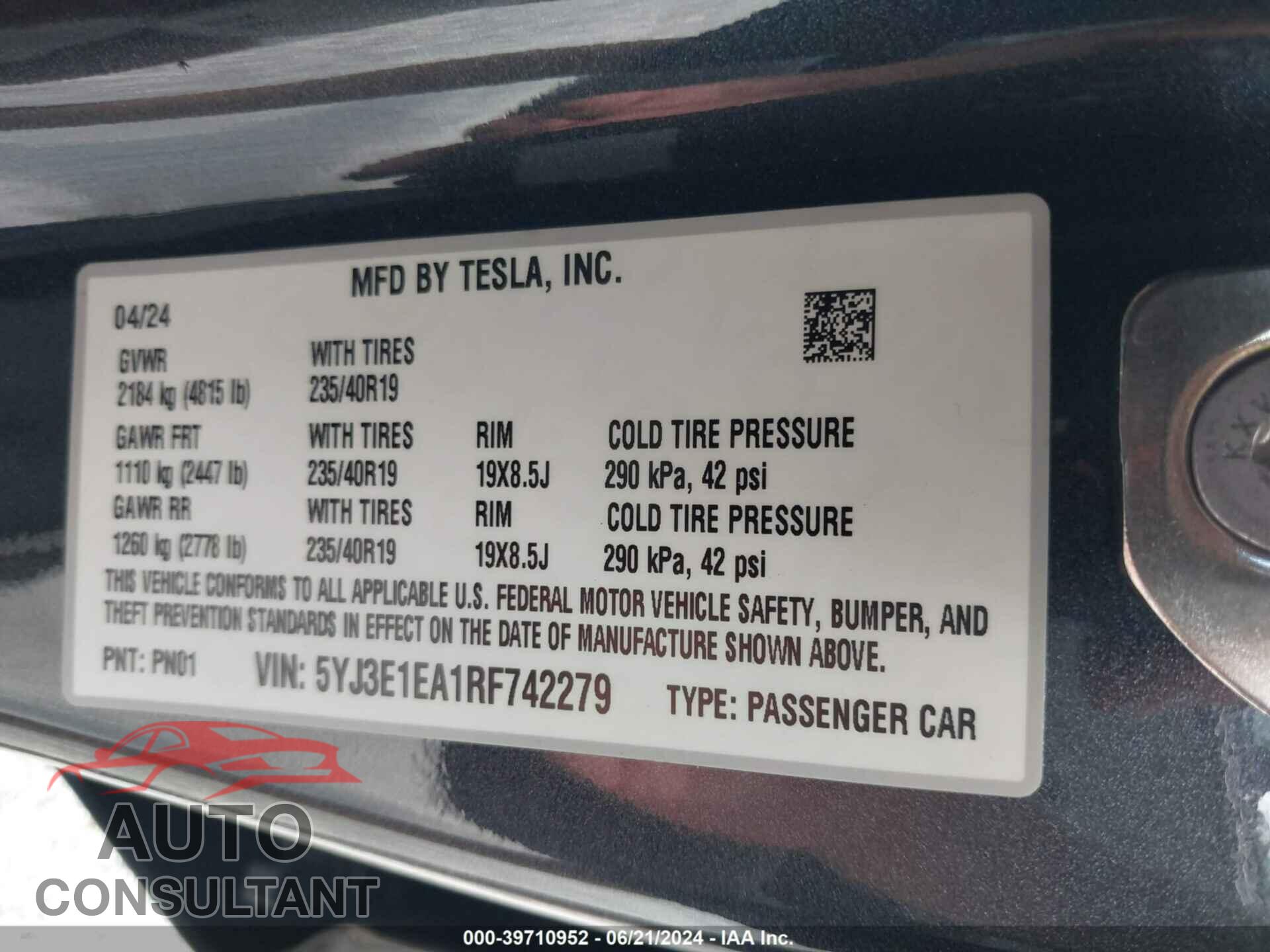 TESLA MODEL 3 2024 - 5YJ3E1EA1RF742279