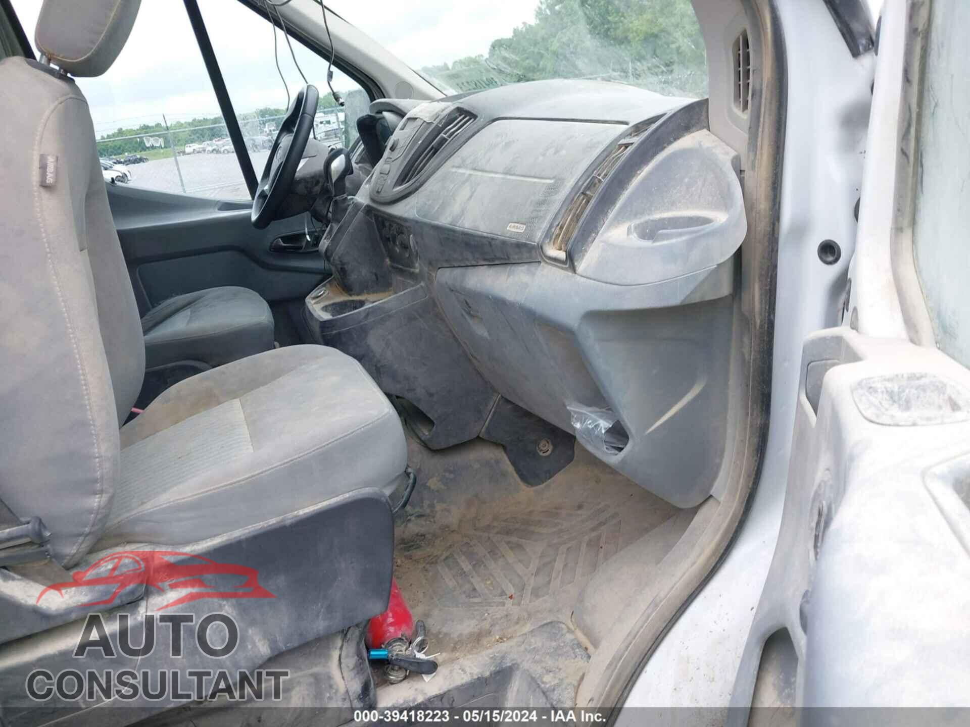 FORD TRANSIT-250 2018 - 1FTYR3XMXJKB55907