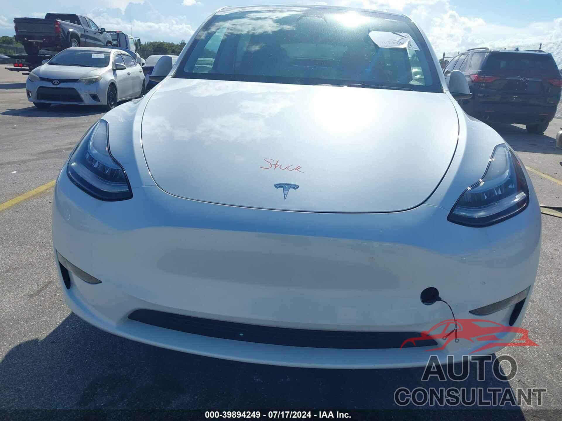 TESLA MODEL Y 2023 - 7SAYGDEE2PA110084