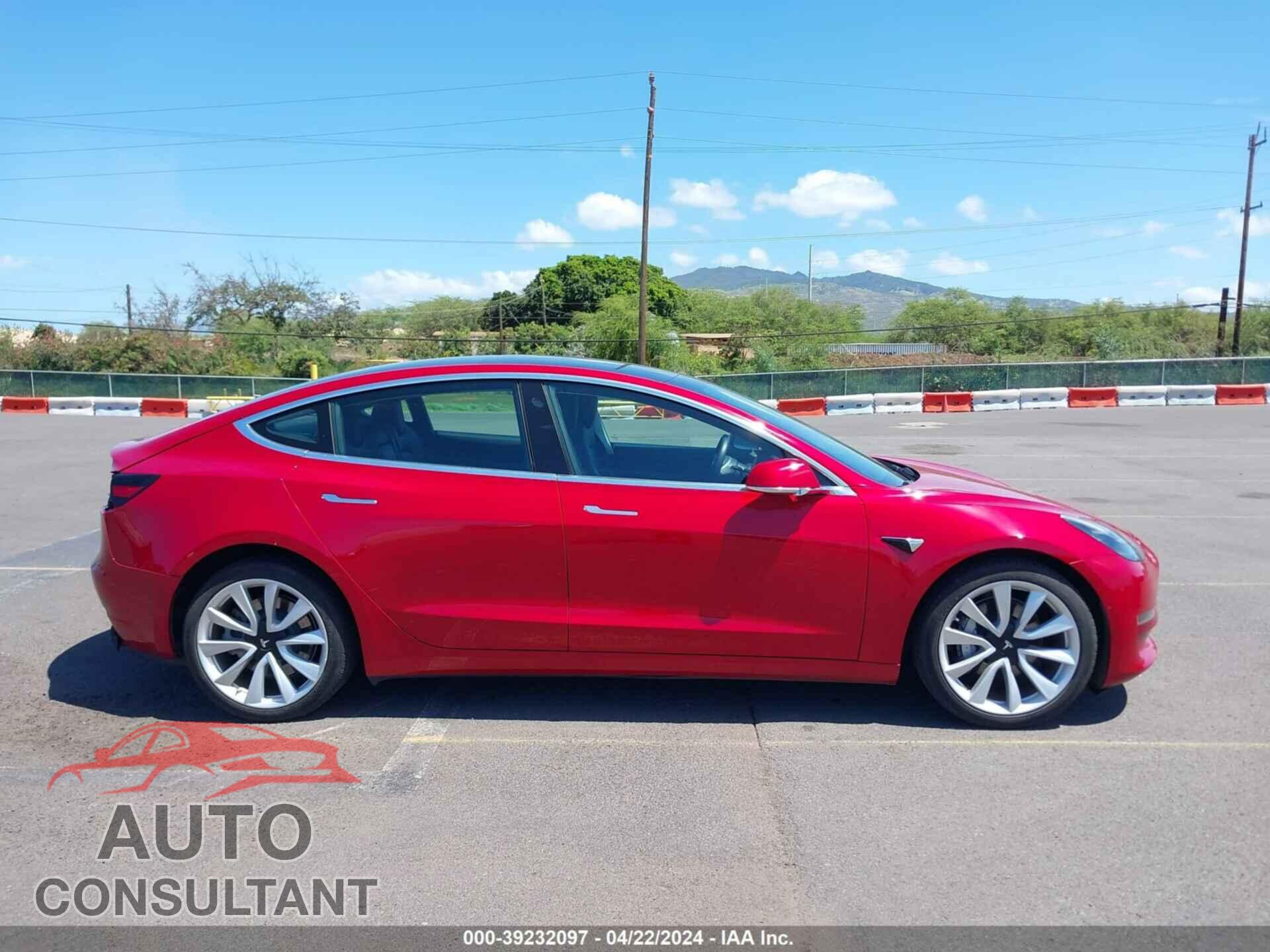 TESLA MODEL 3 2020 - 5YJ3E1EAXLF792976