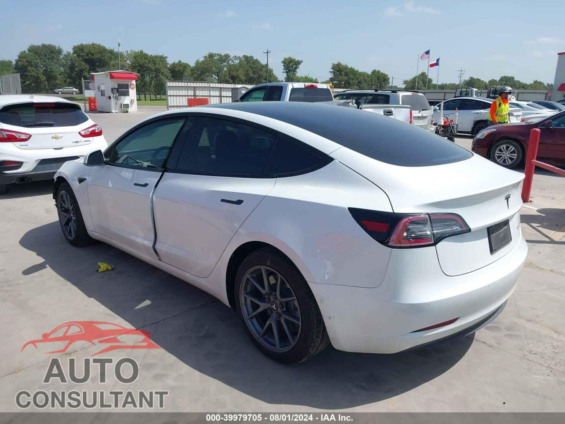 TESLA MODEL 3 2021 - 5YJ3E1EB4MF054875