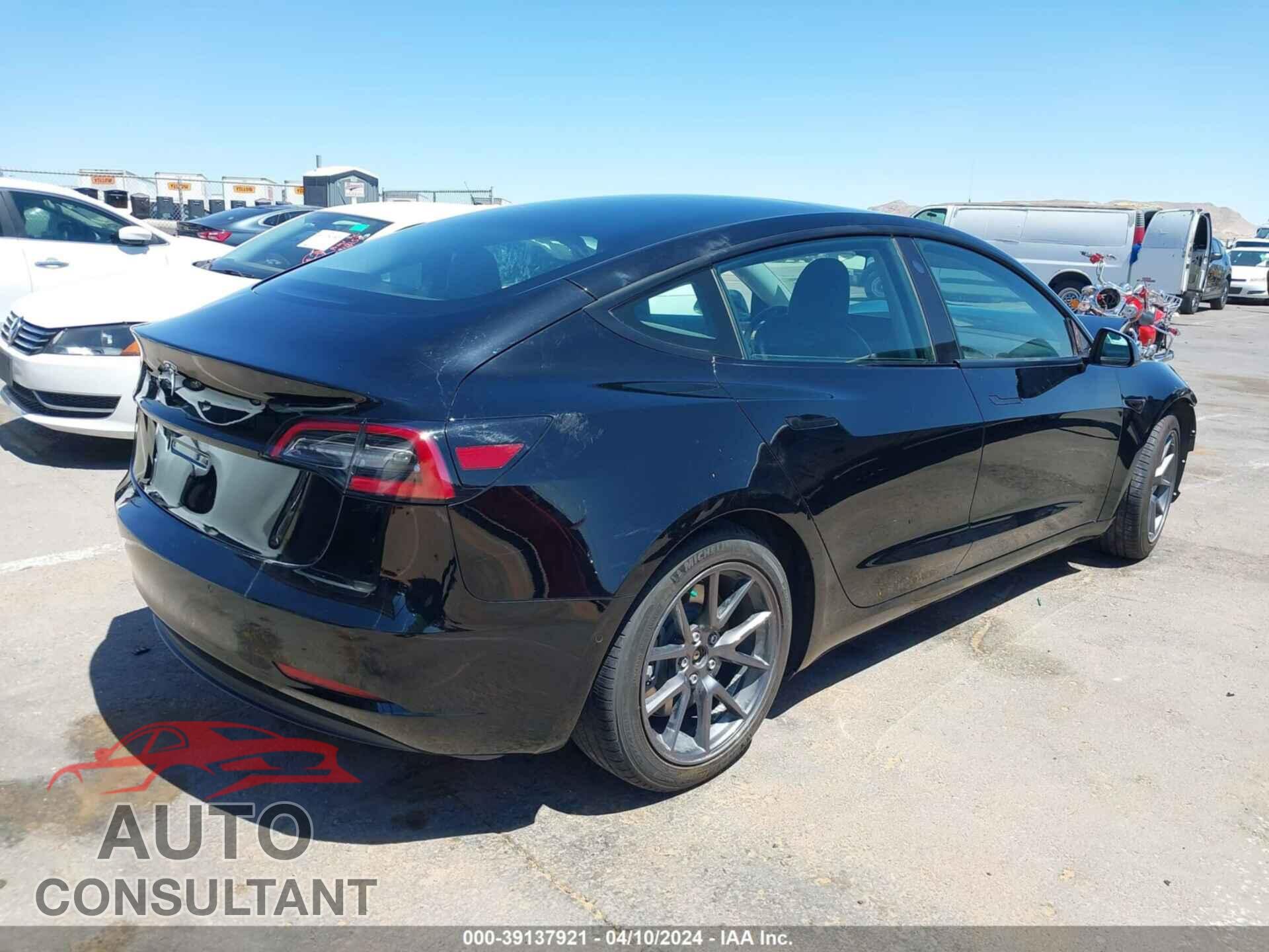 TESLA MODEL 3 2021 - 5YJ3E1EA6MF031587