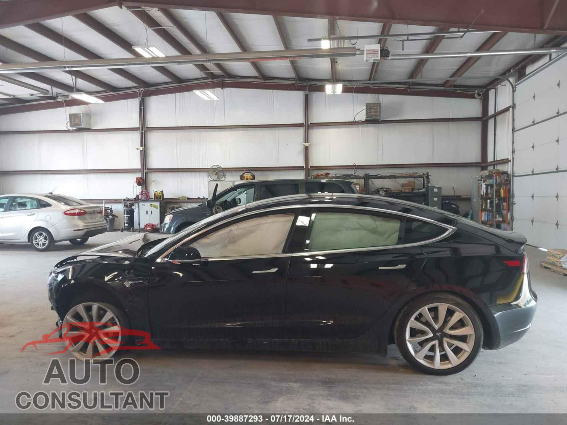 TESLA MODEL 3 2020 - 5YJ3E1EAXLF740635