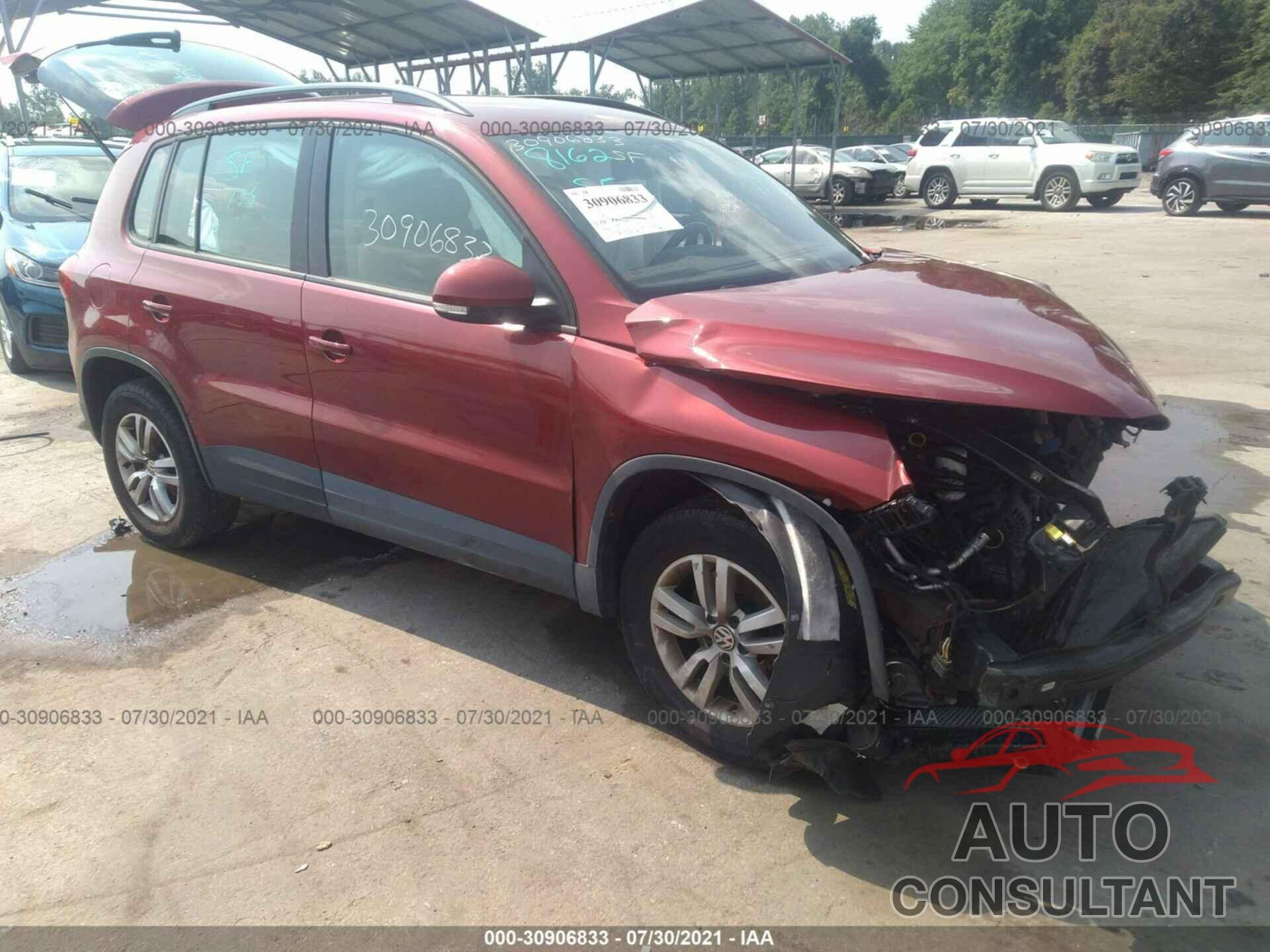 VOLKSWAGEN TIGUAN 2016 - WVGBV7AX0GW057526