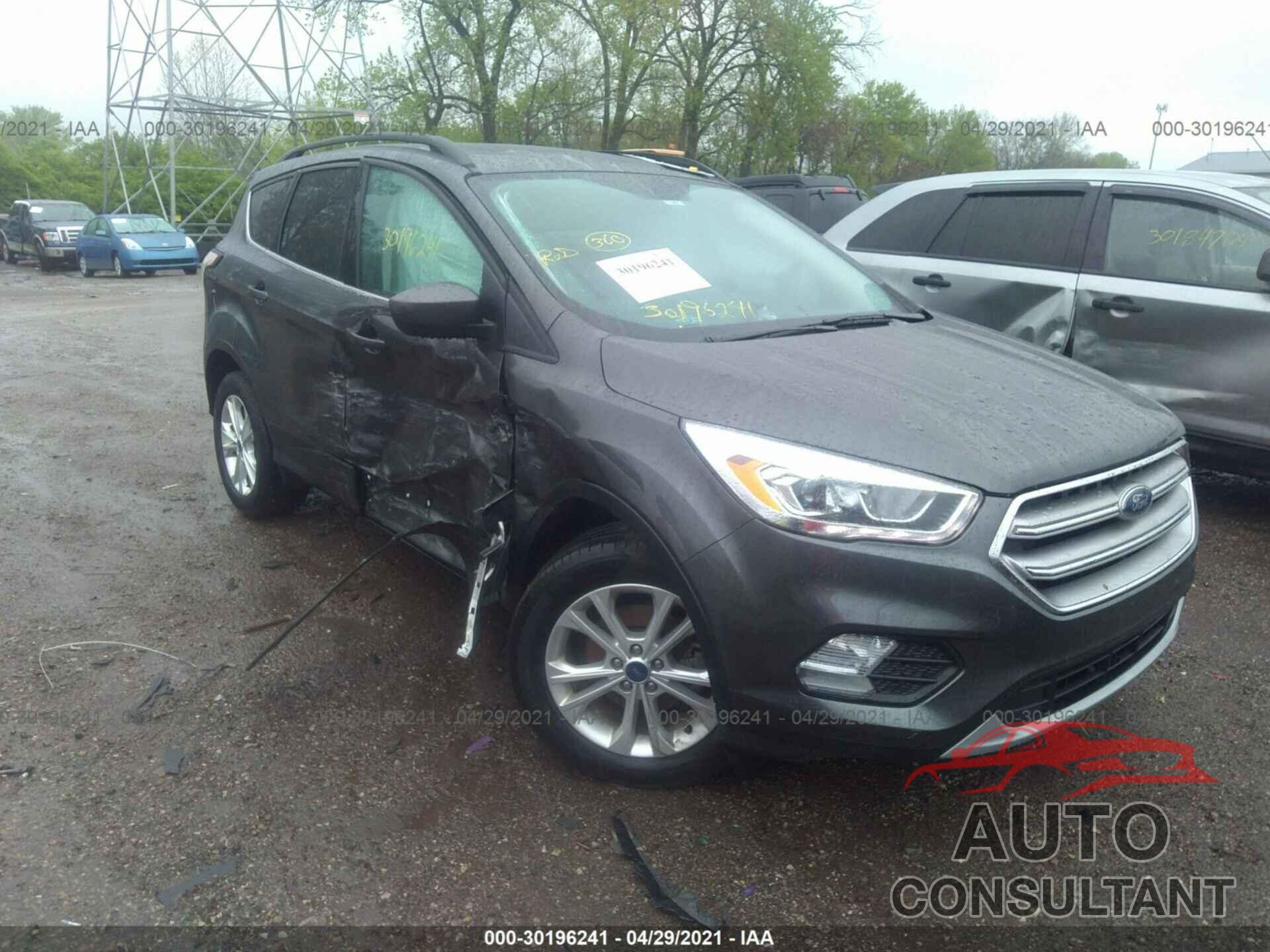 FORD ESCAPE 2017 - 1FMCU0GD4HUC74831
