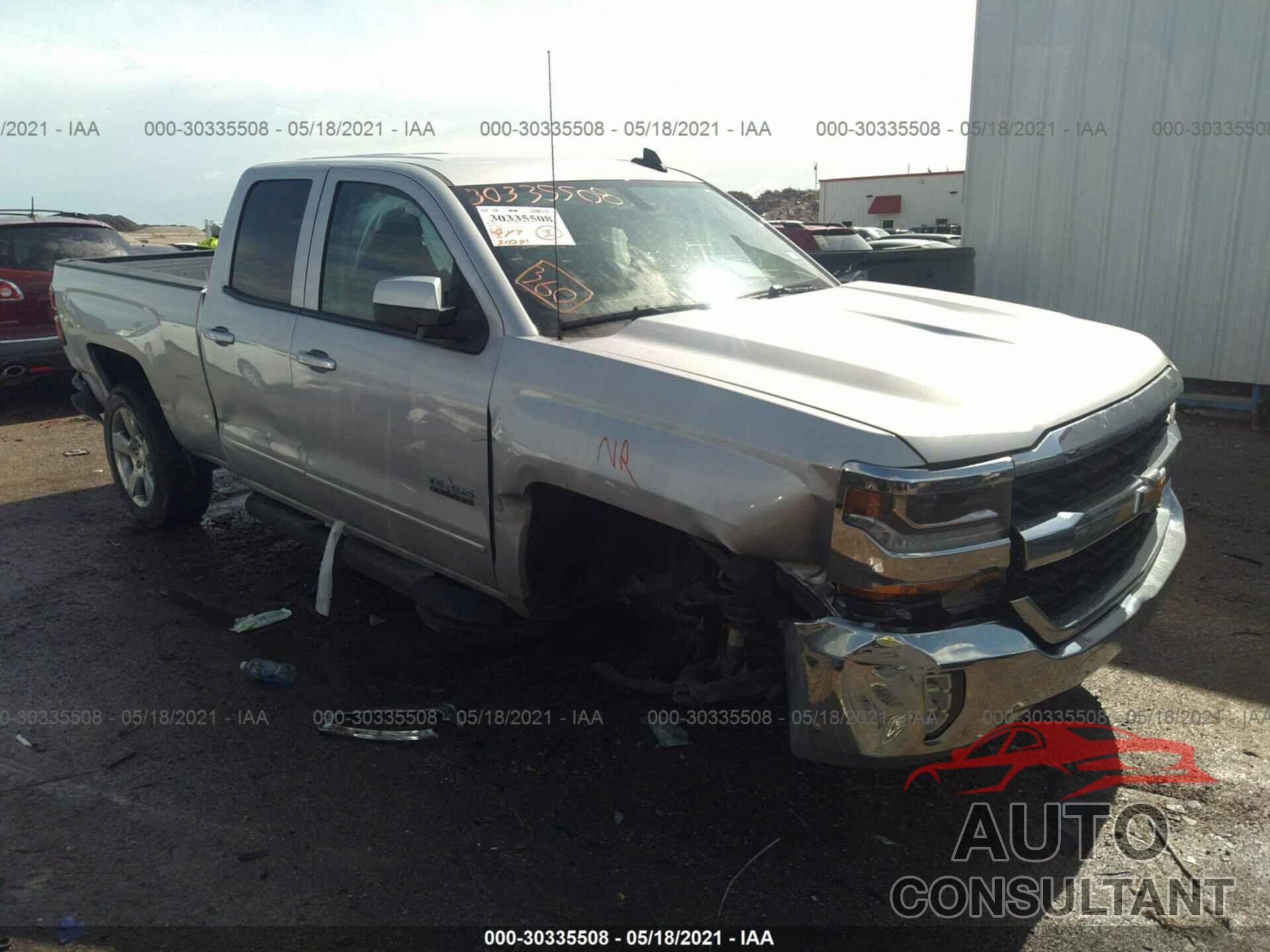 CHEVROLET SILVERADO 1500 2017 - 1GCRCREC8HZ301239