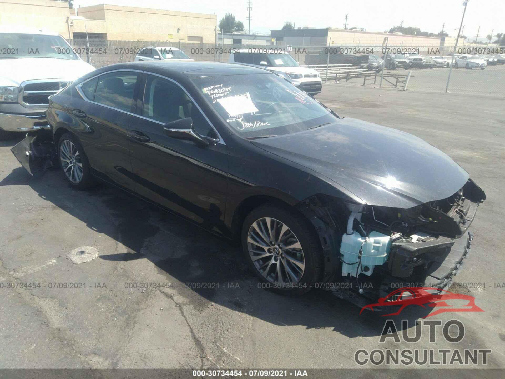 LEXUS ES 2020 - 58ADZ1B17LU060331