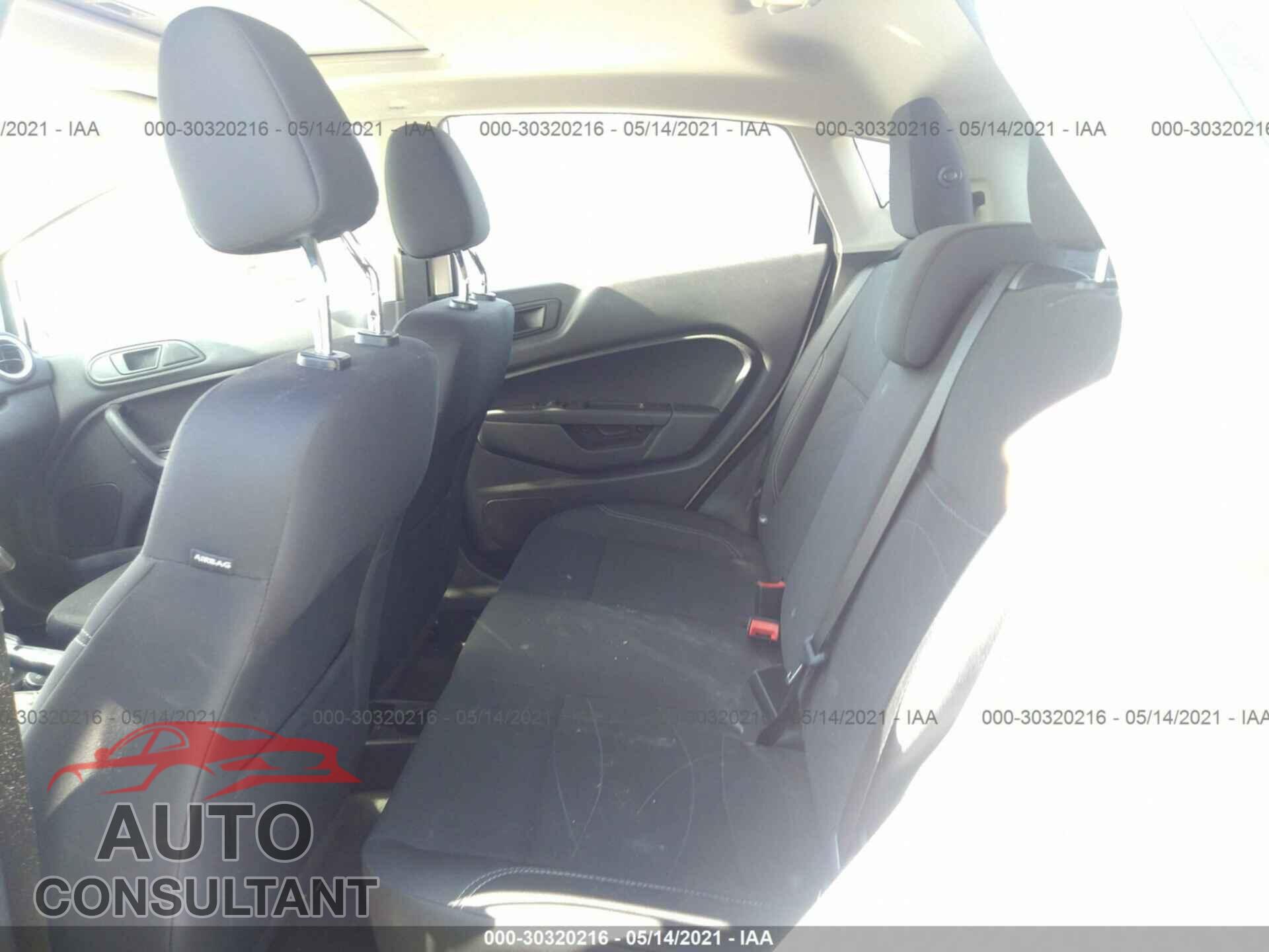 FORD FIESTA 2017 - 3FADP4EJ8HM158106