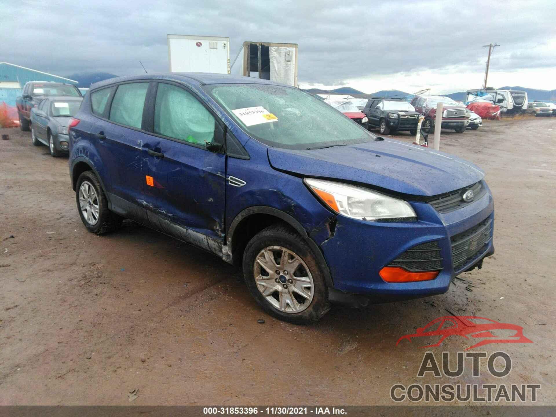 FORD ESCAPE 2016 - 1FMCU0F77GUB38557