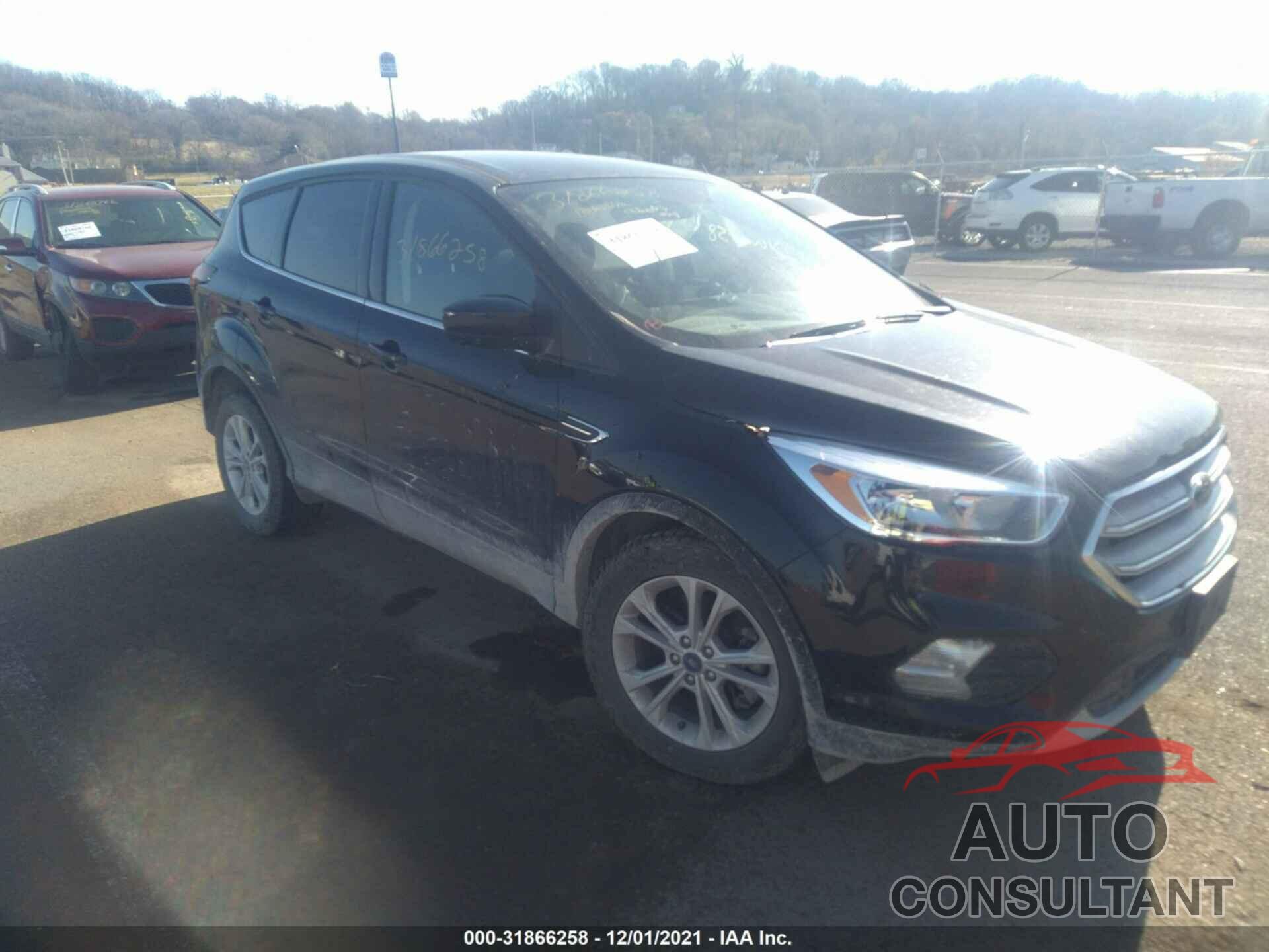 FORD ESCAPE 2019 - 1FMCU9GD8KUC26261