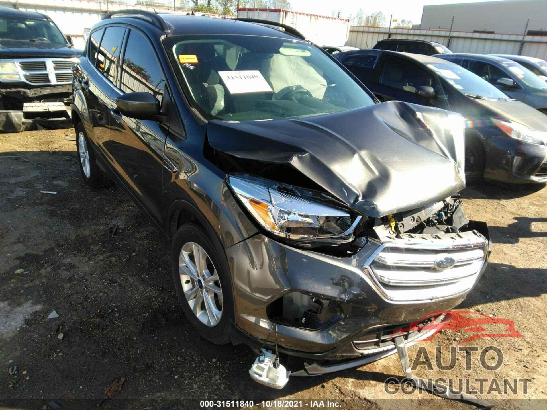 FORD ESCAPE 2018 - 1FMCU0GD7JUB47982