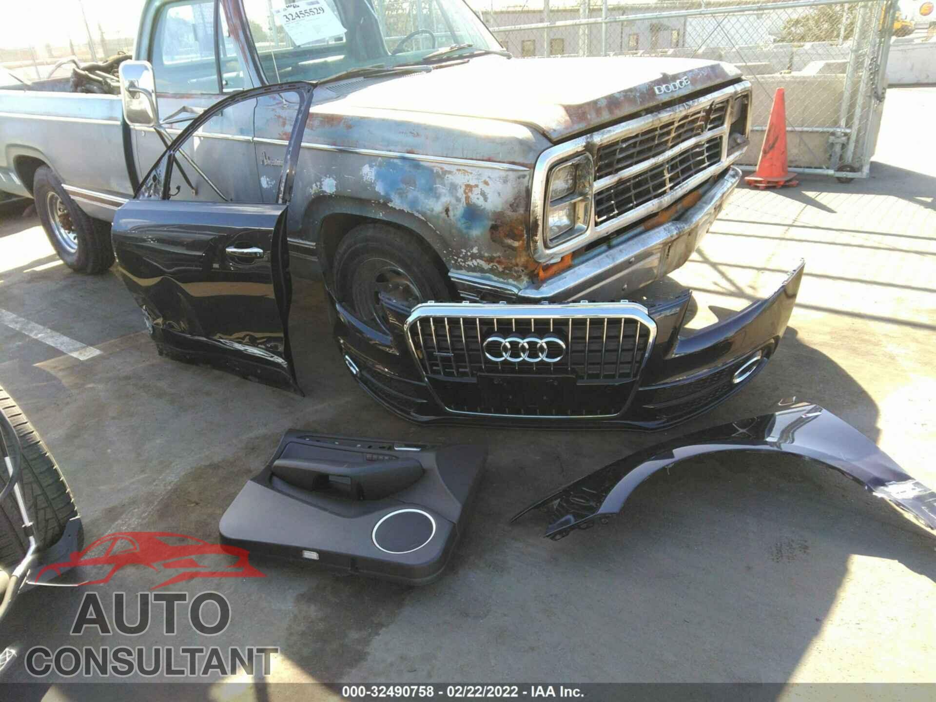 AUDI Q5 2017 - WA1M2AFP8HA043393