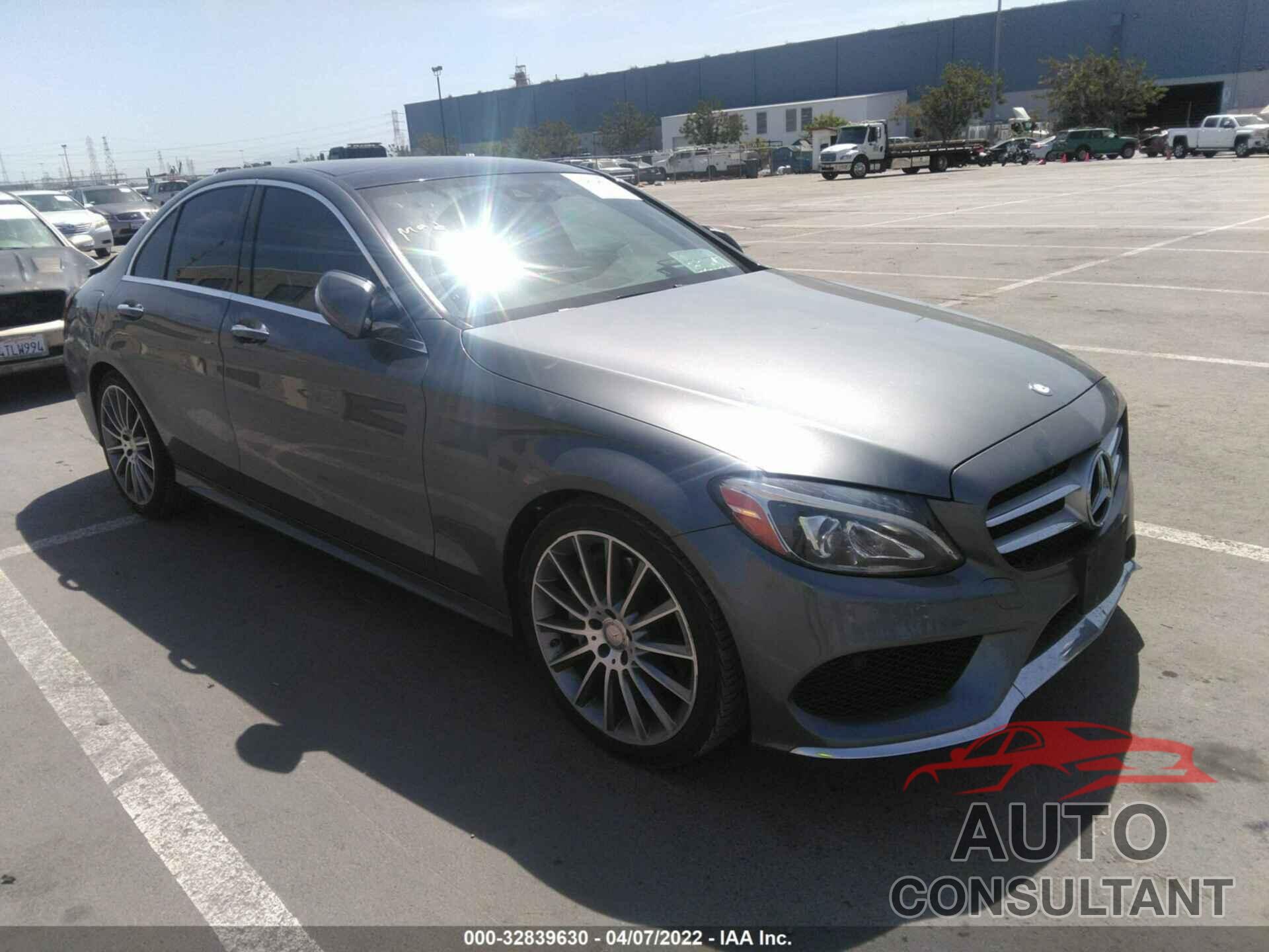 MERCEDES-BENZ C-CLASS 2017 - 55SWF4JB4HU209222