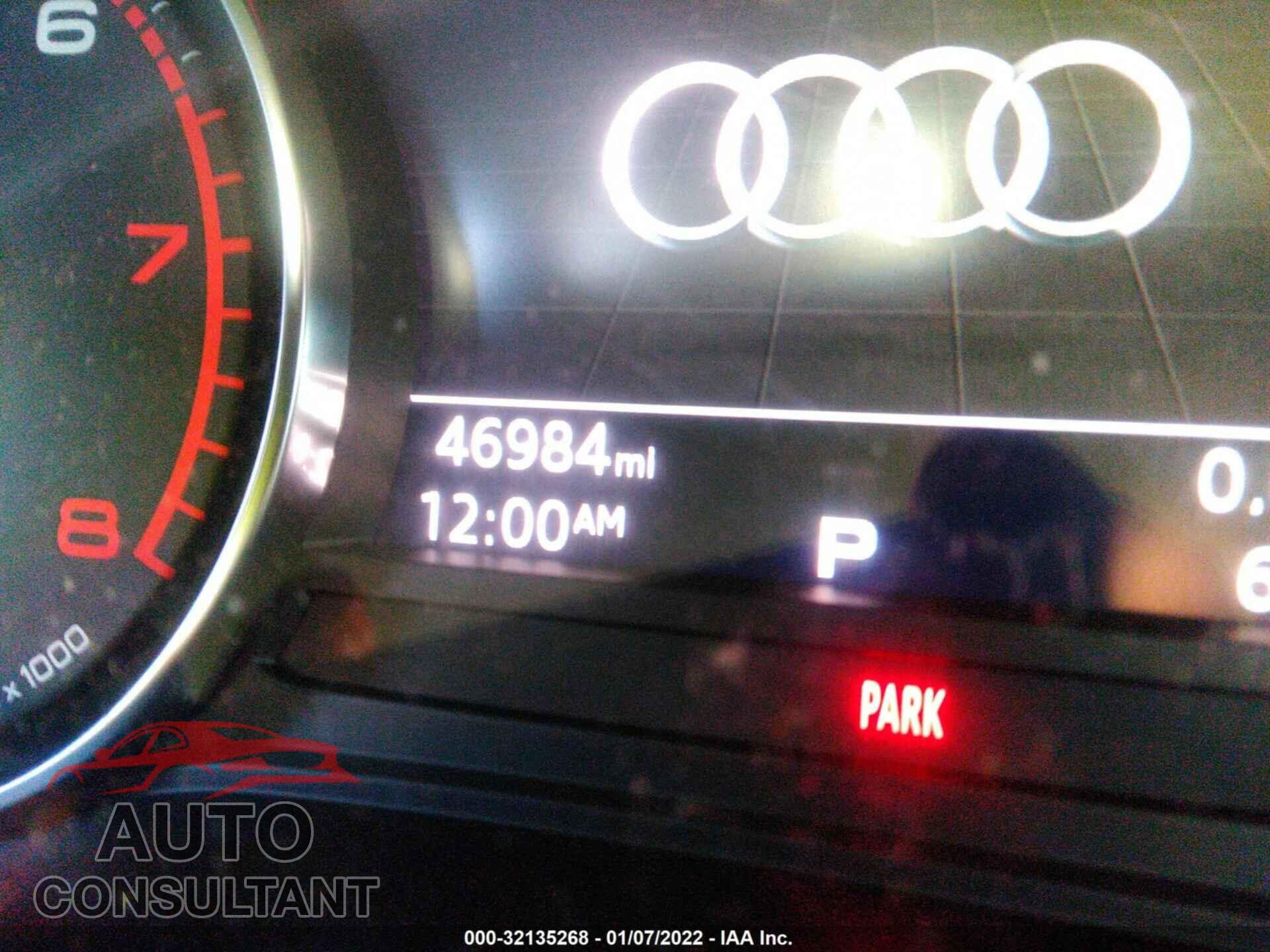 AUDI A4 2018 - WAULMAF43JN004773