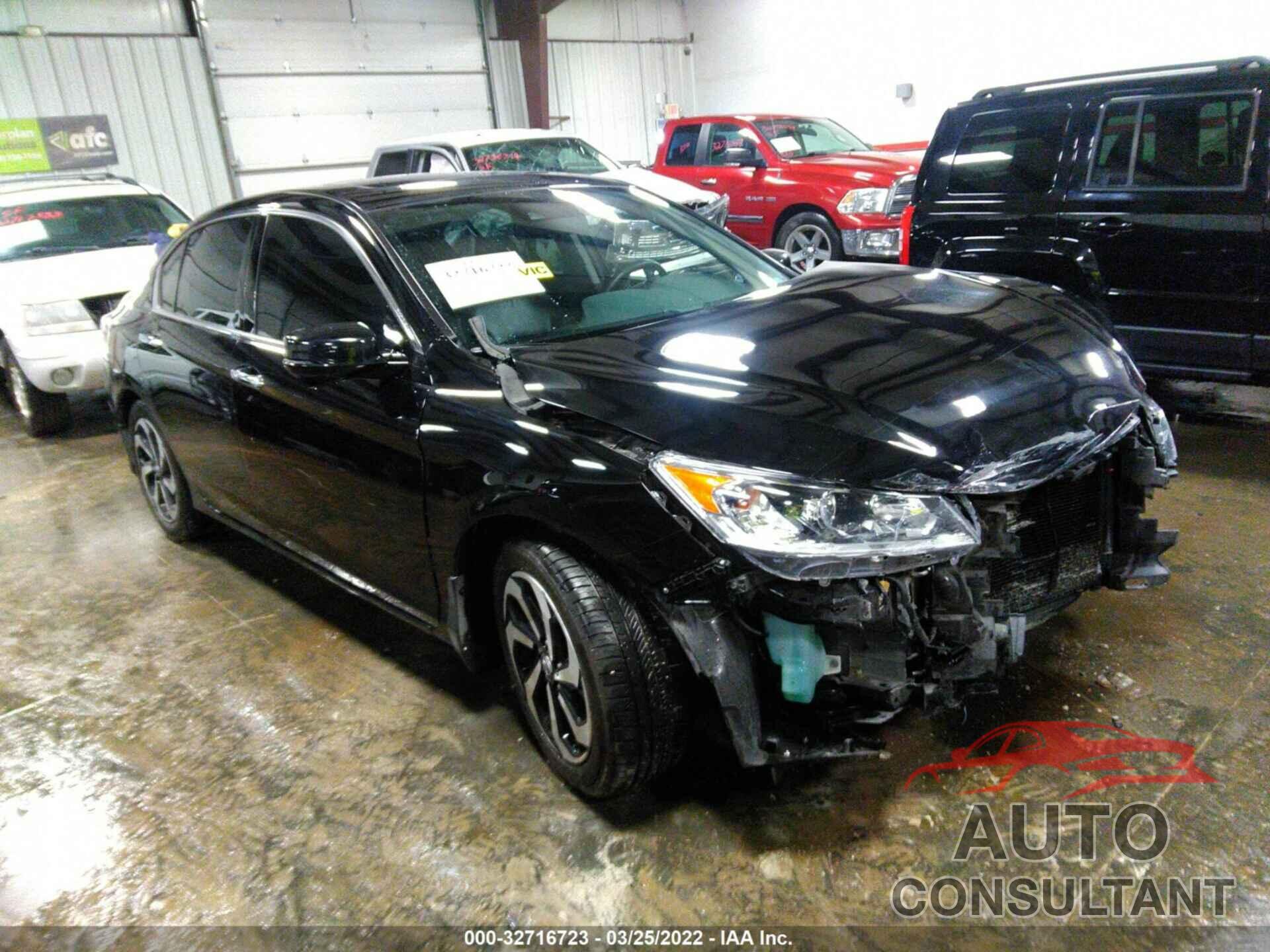 HONDA ACCORD SEDAN 2016 - 1HGCR3F09GA017476