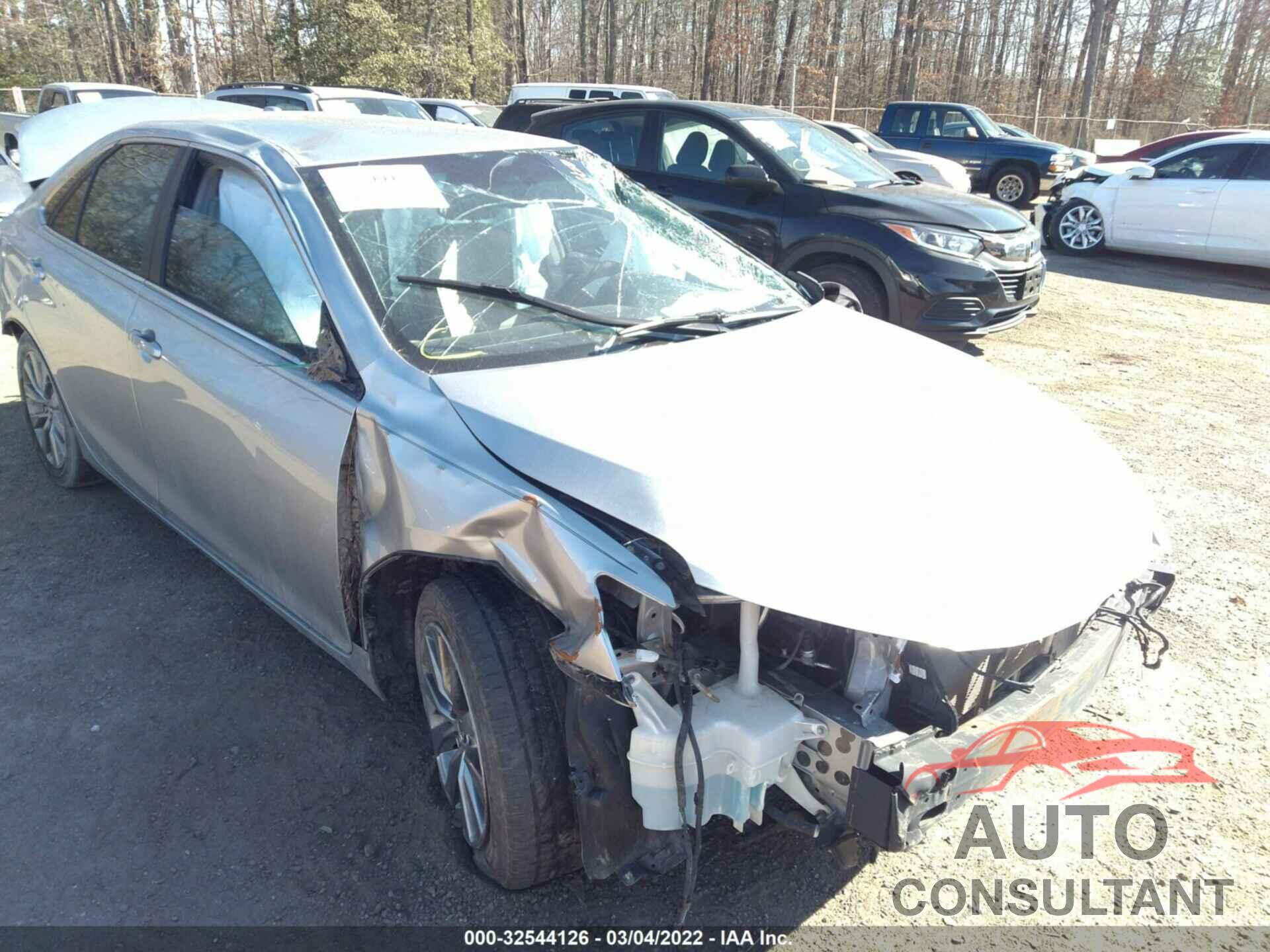 TOYOTA CAMRY 2016 - 4T4BF1FK9GR574428