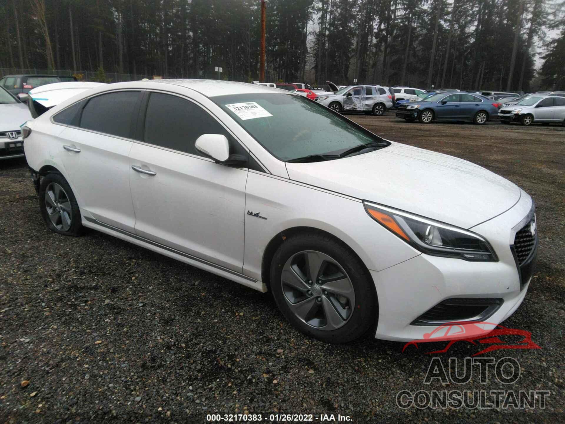 HYUNDAI SONATA HYBRID 2017 - KMHE34L14HA046084